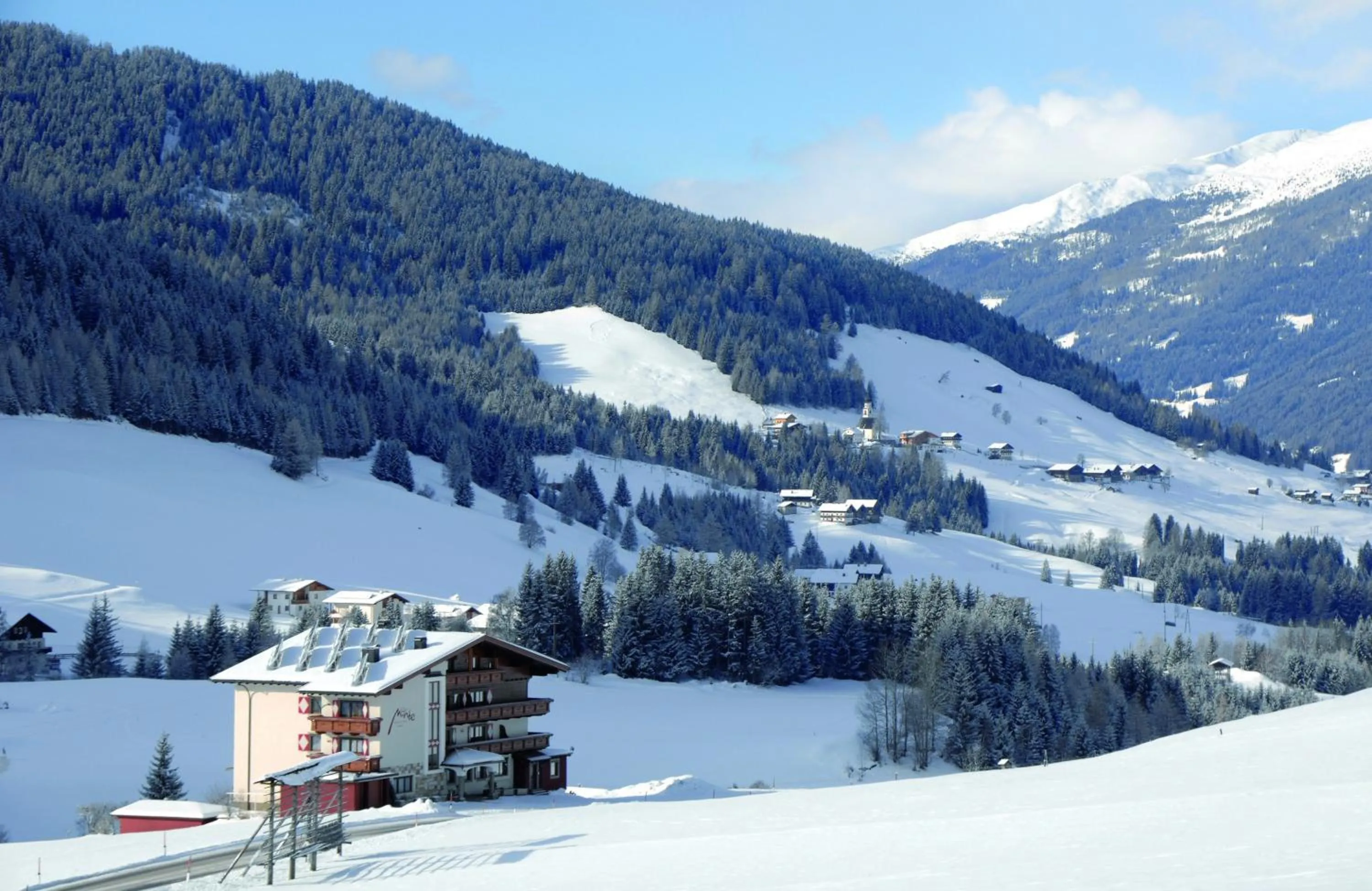 Facade/entrance in Aparthotel Garni Monte
