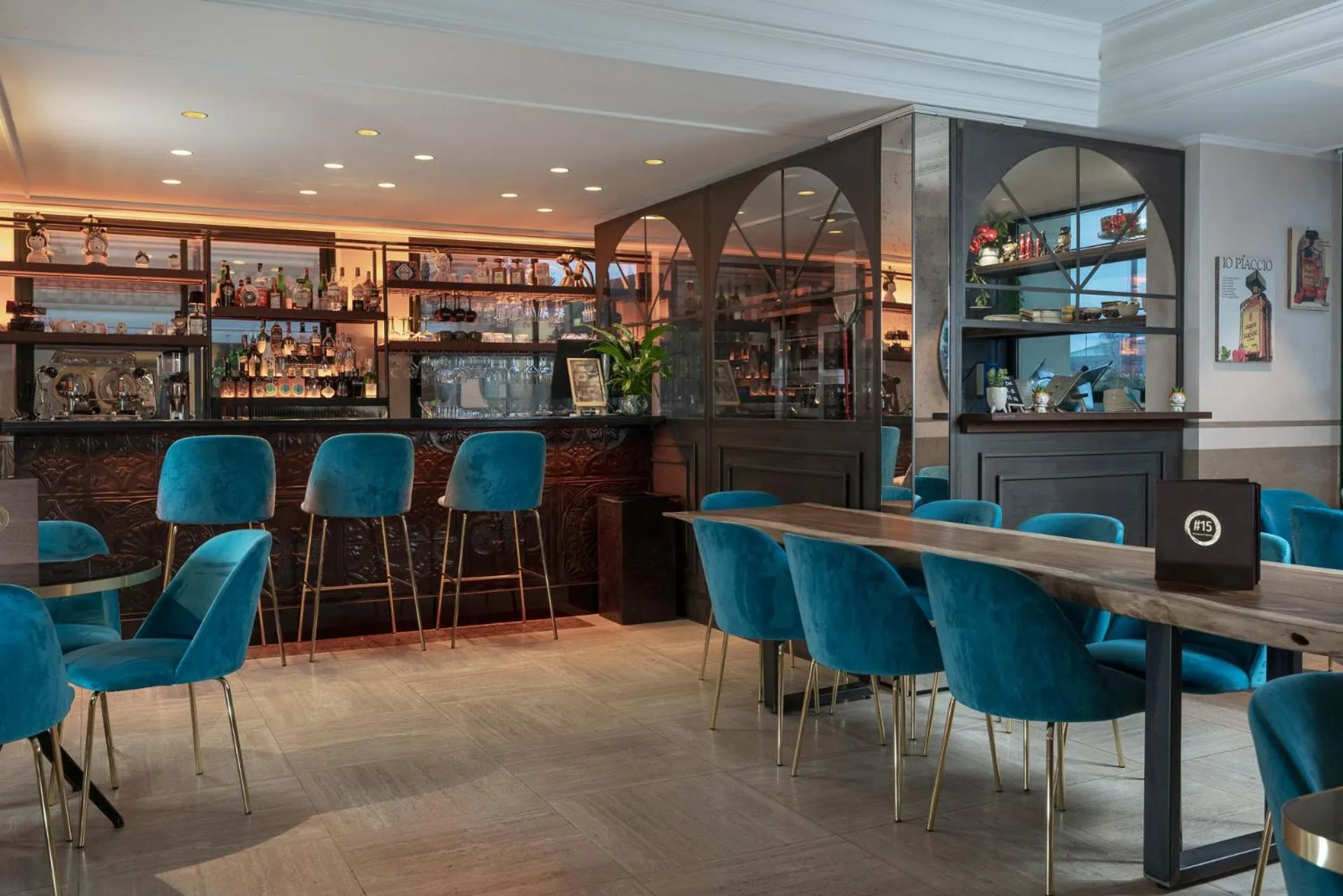 Restaurant/places to eat in Just Hotel Saronno