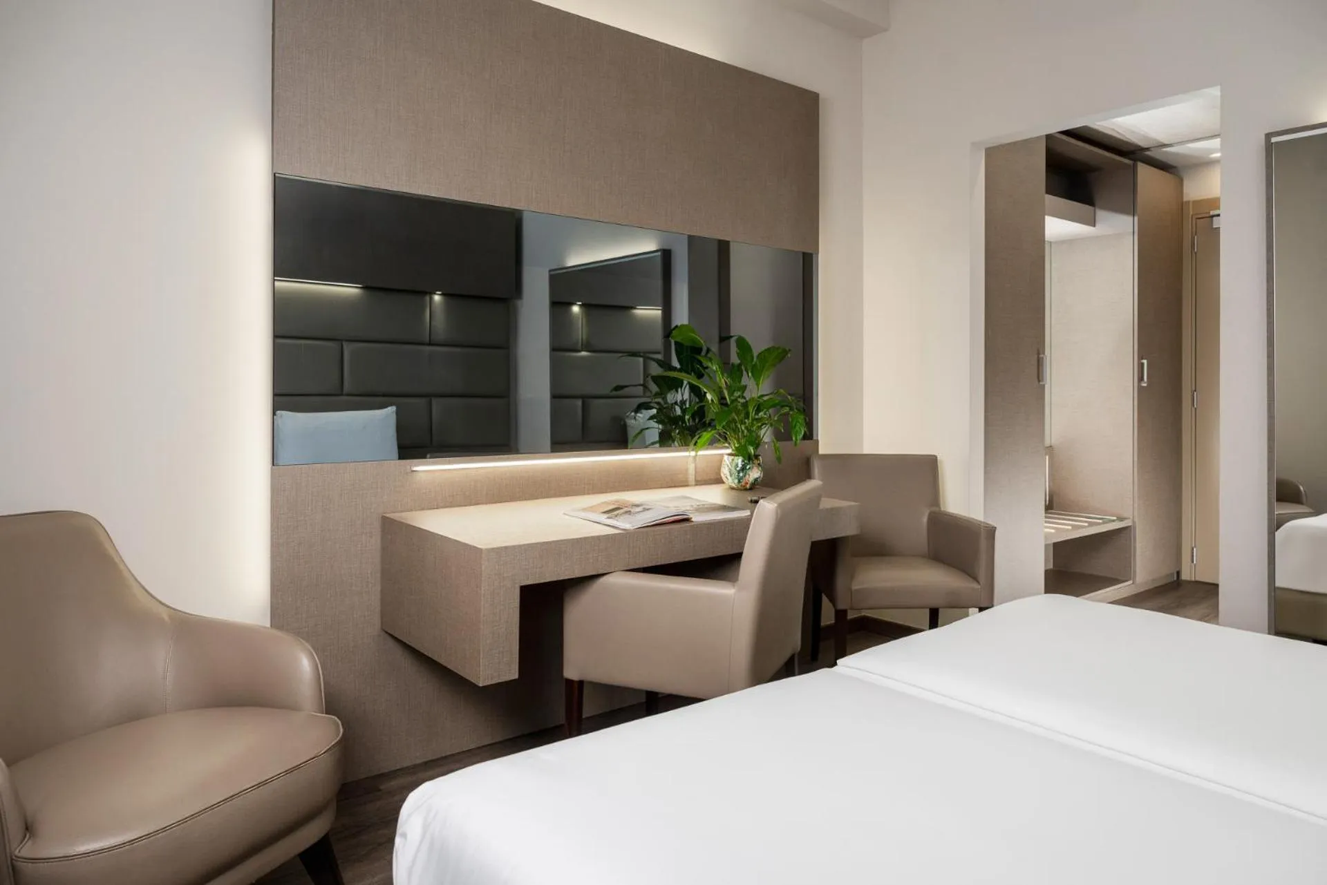 Photo of the whole room, Bed in Just Hotel Saronno