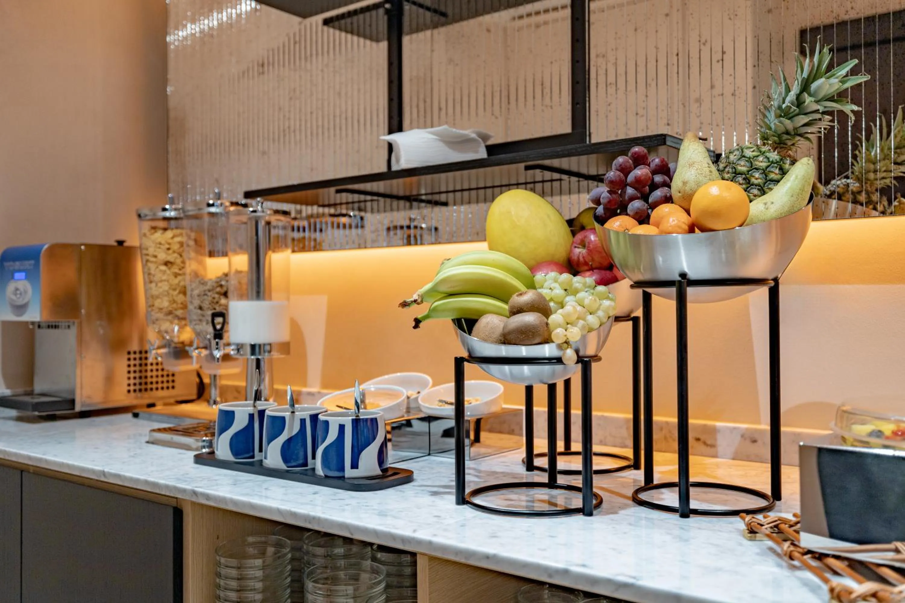 Food and drinks in Just Hotel Saronno