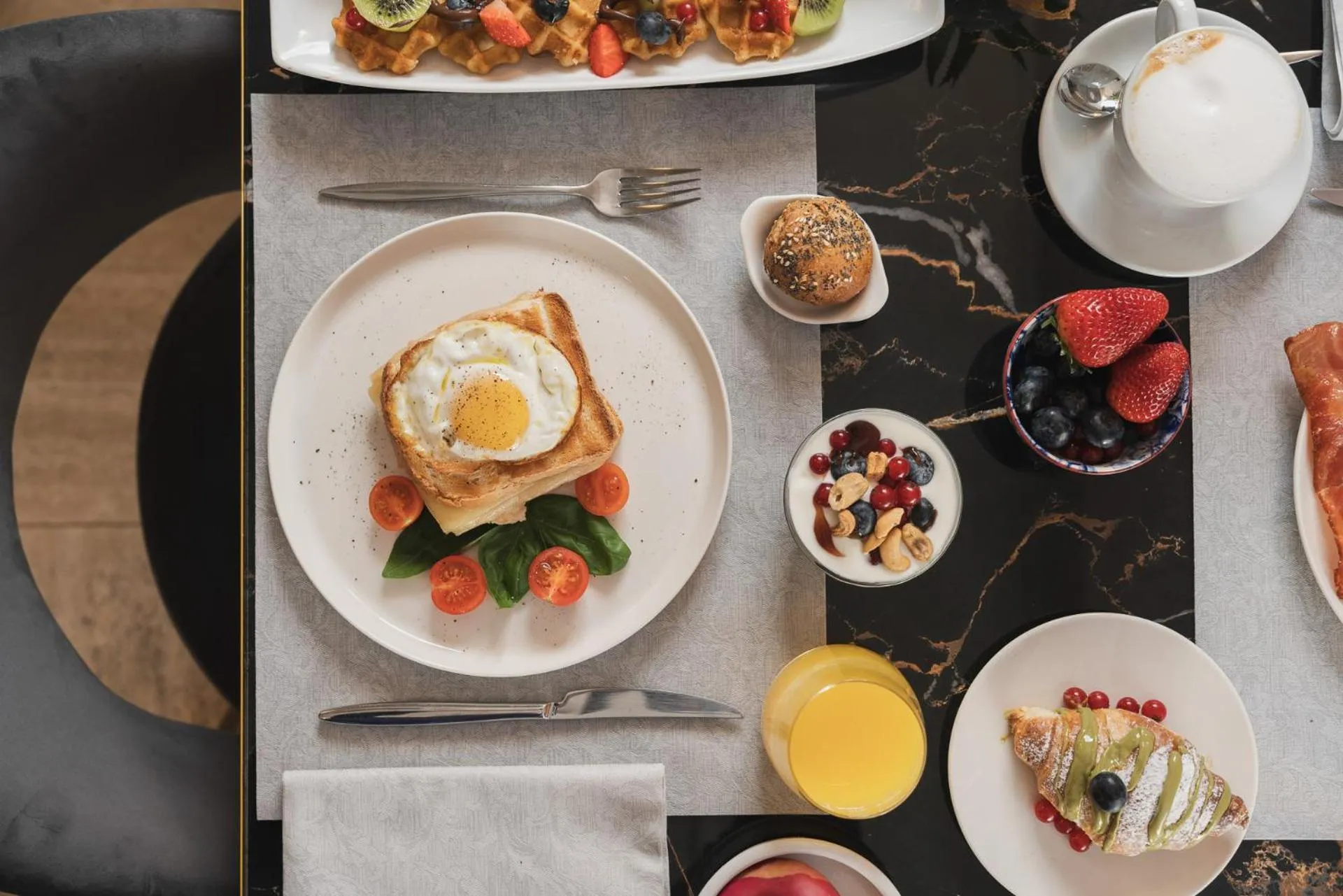 Food in Just Hotel Saronno