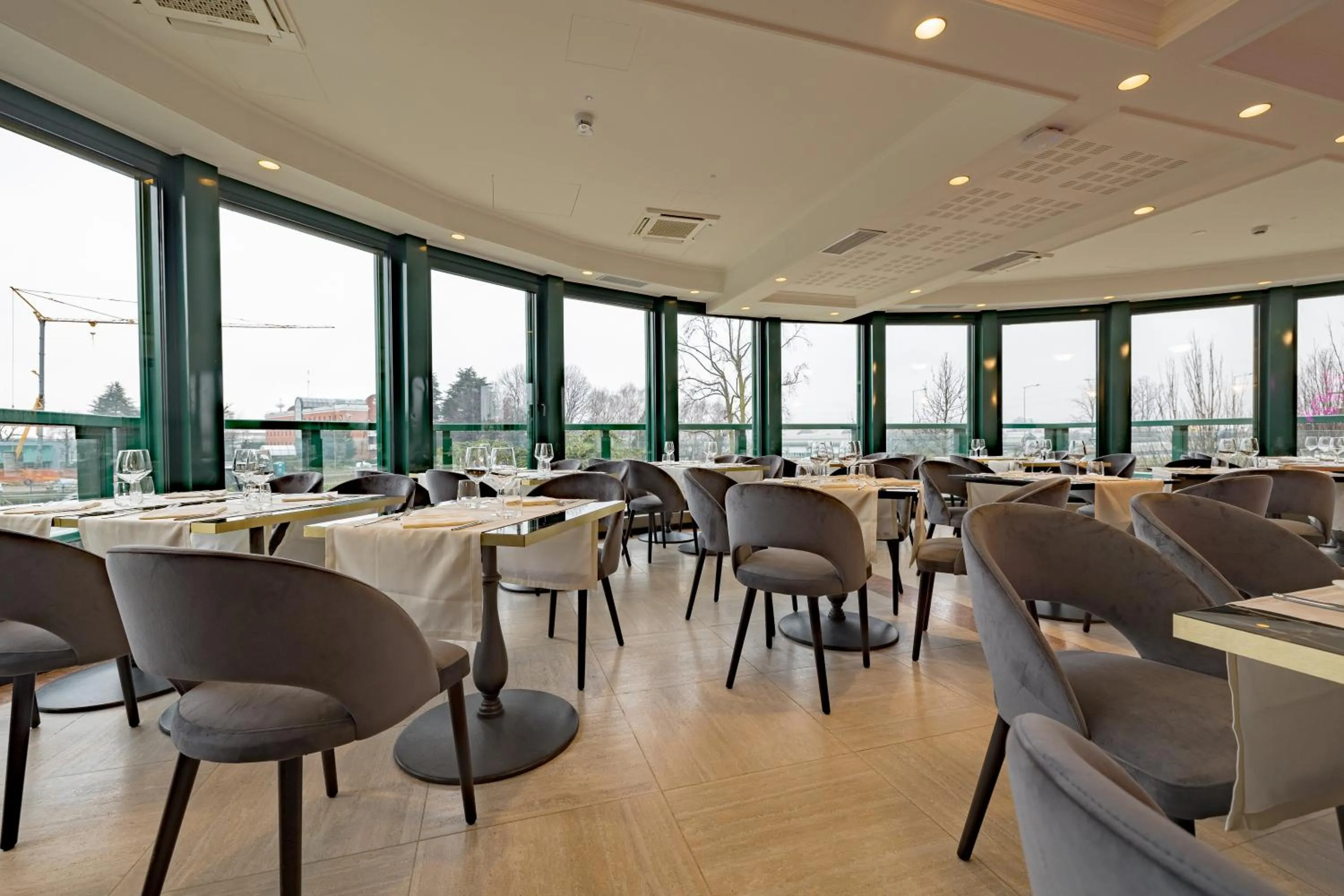 Restaurant/places to eat in Just Hotel Saronno