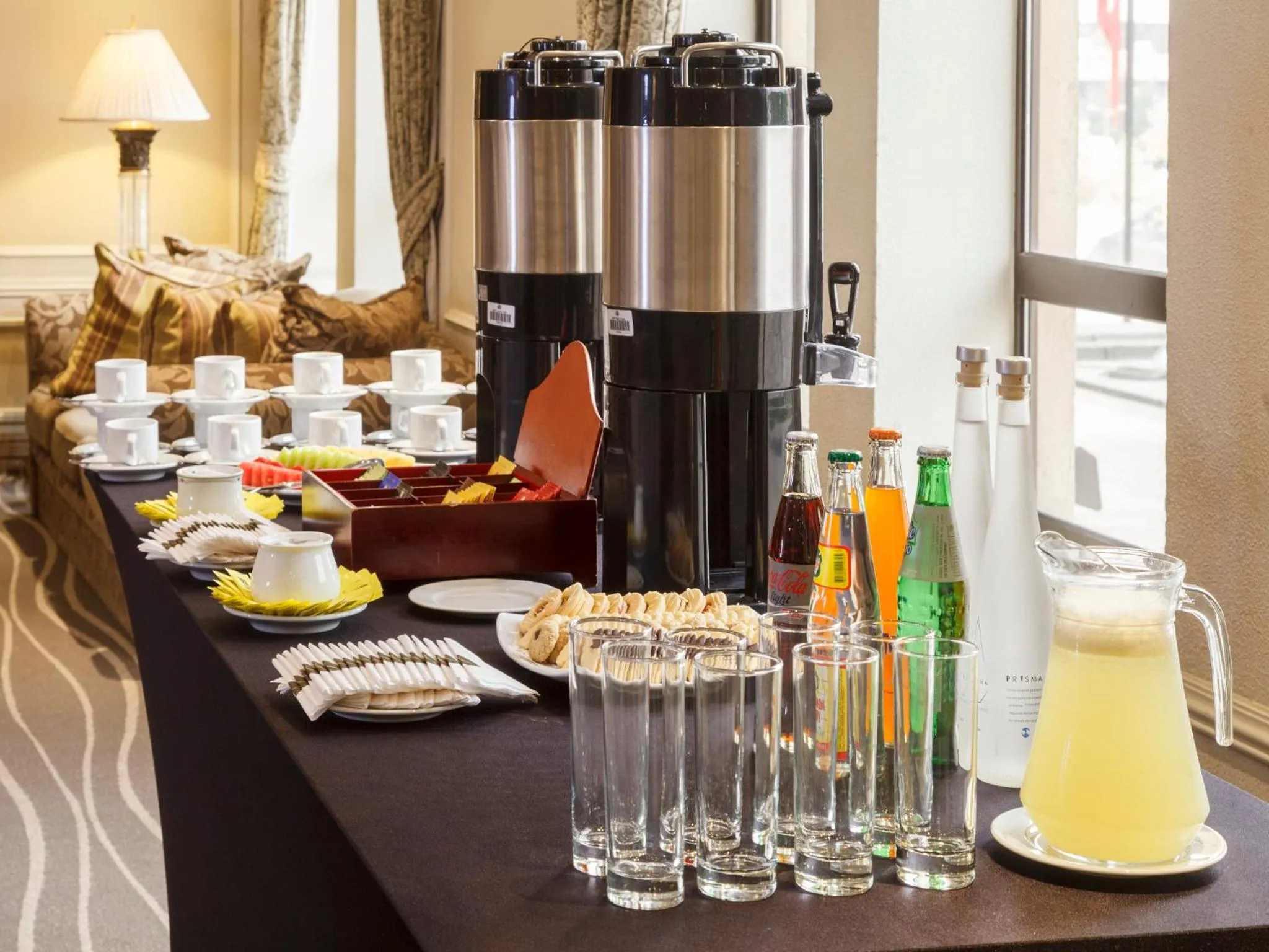 Food and drinks in Hotel Regal Pacific Santiago