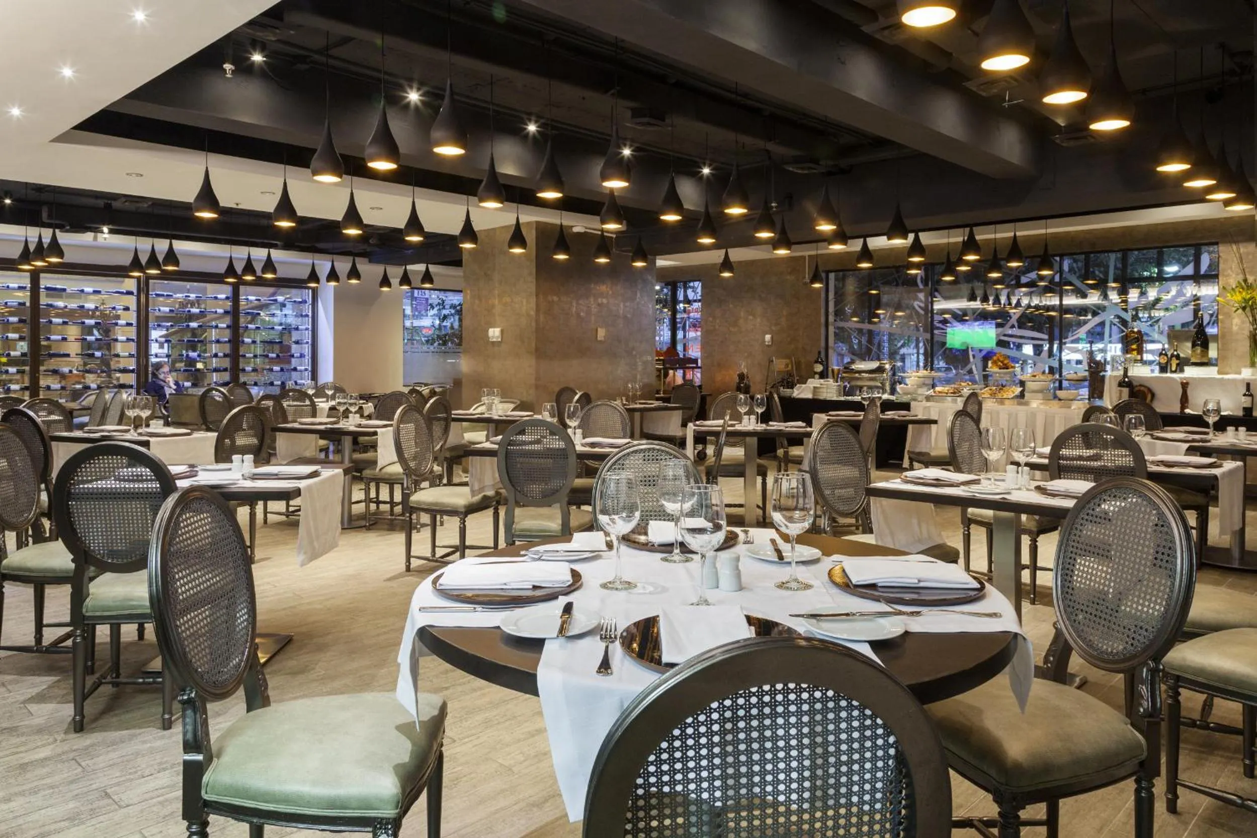 Restaurant/places to eat in Hotel Regal Pacific Santiago