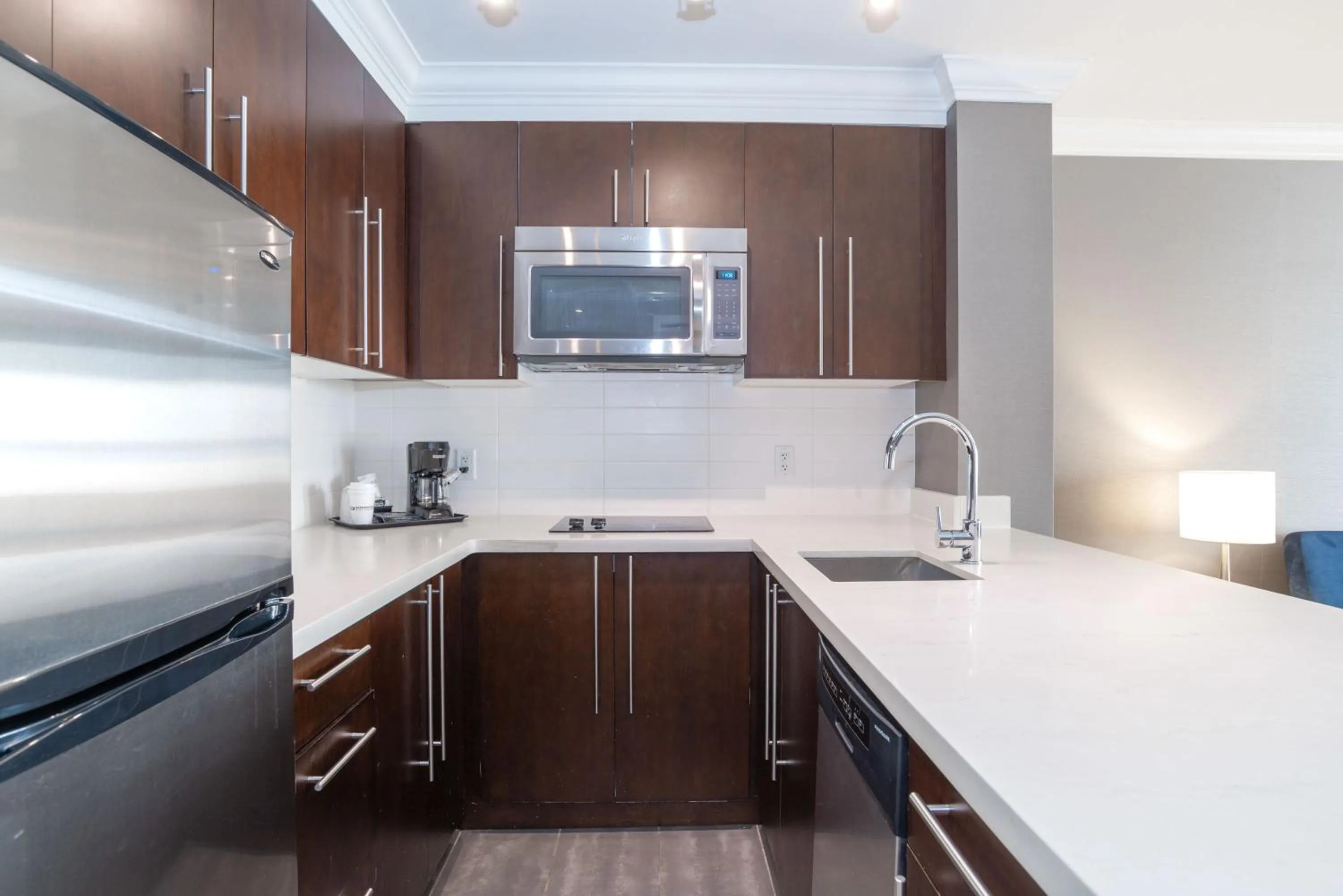 Kitchen or kitchenette in Sandman Hotel Edmonton West