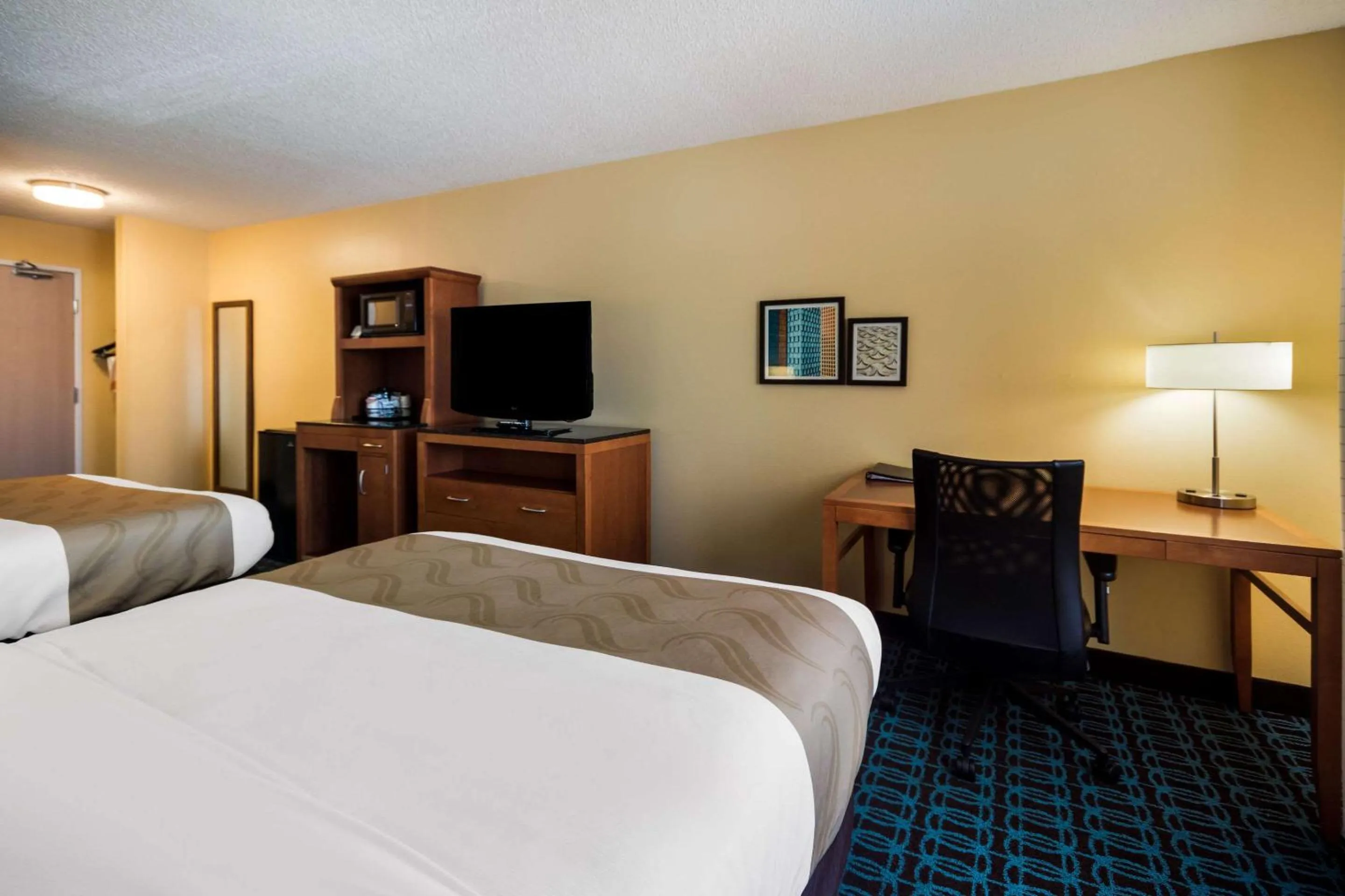 Bedroom, Bed in Quality Inn & Suites Bozeman