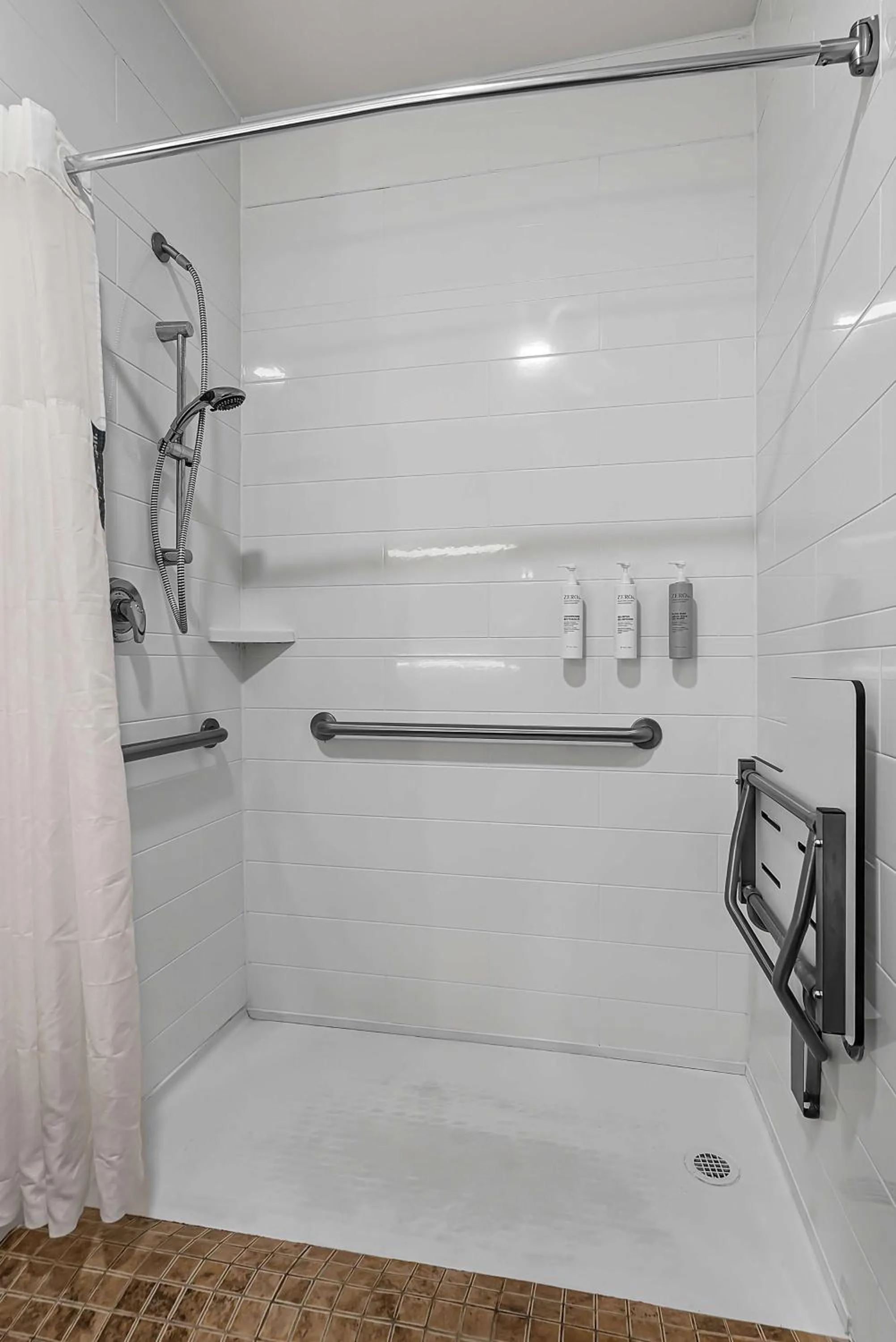 Bathroom in Hampton Inn Seguin