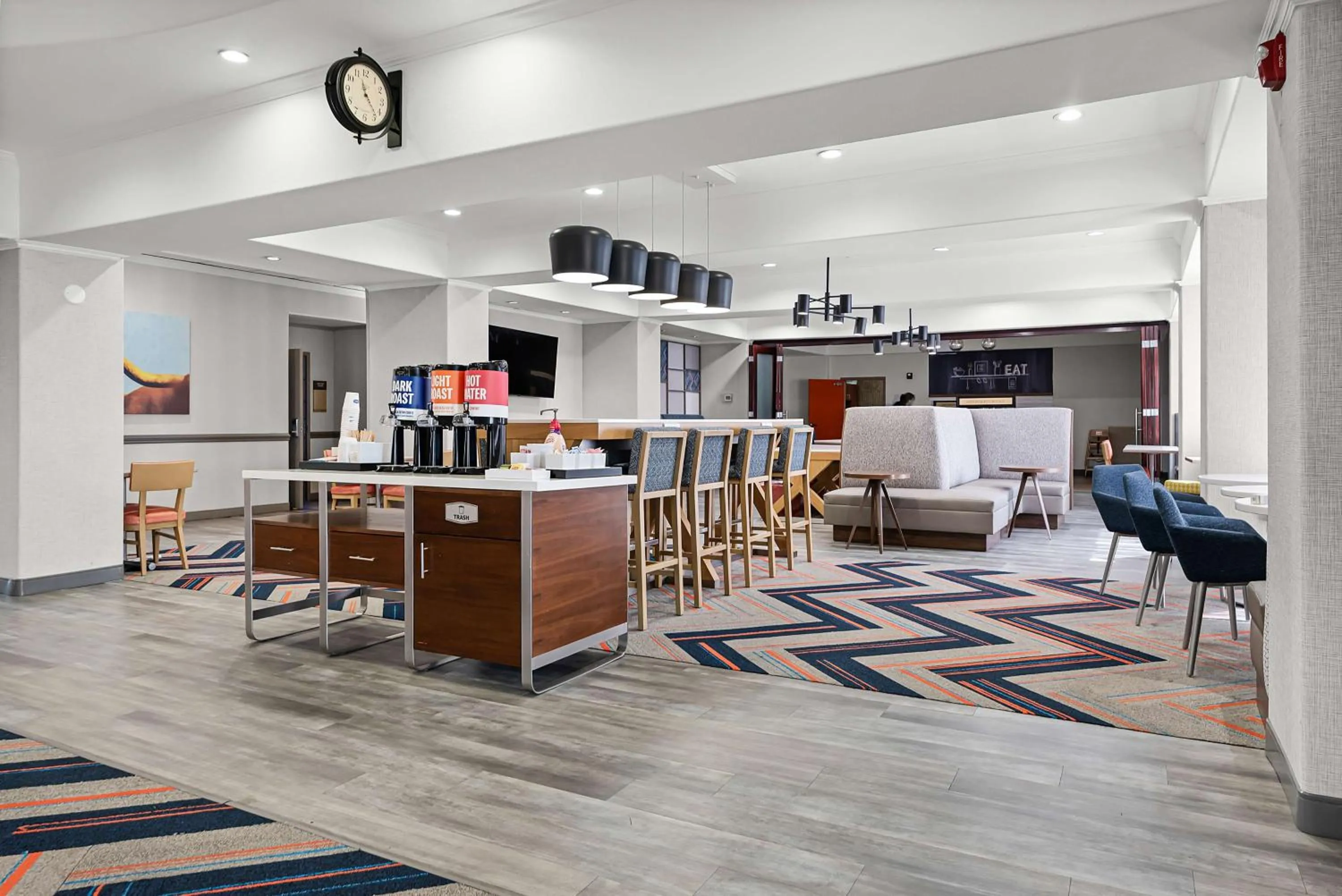 Breakfast in Hampton Inn Seguin