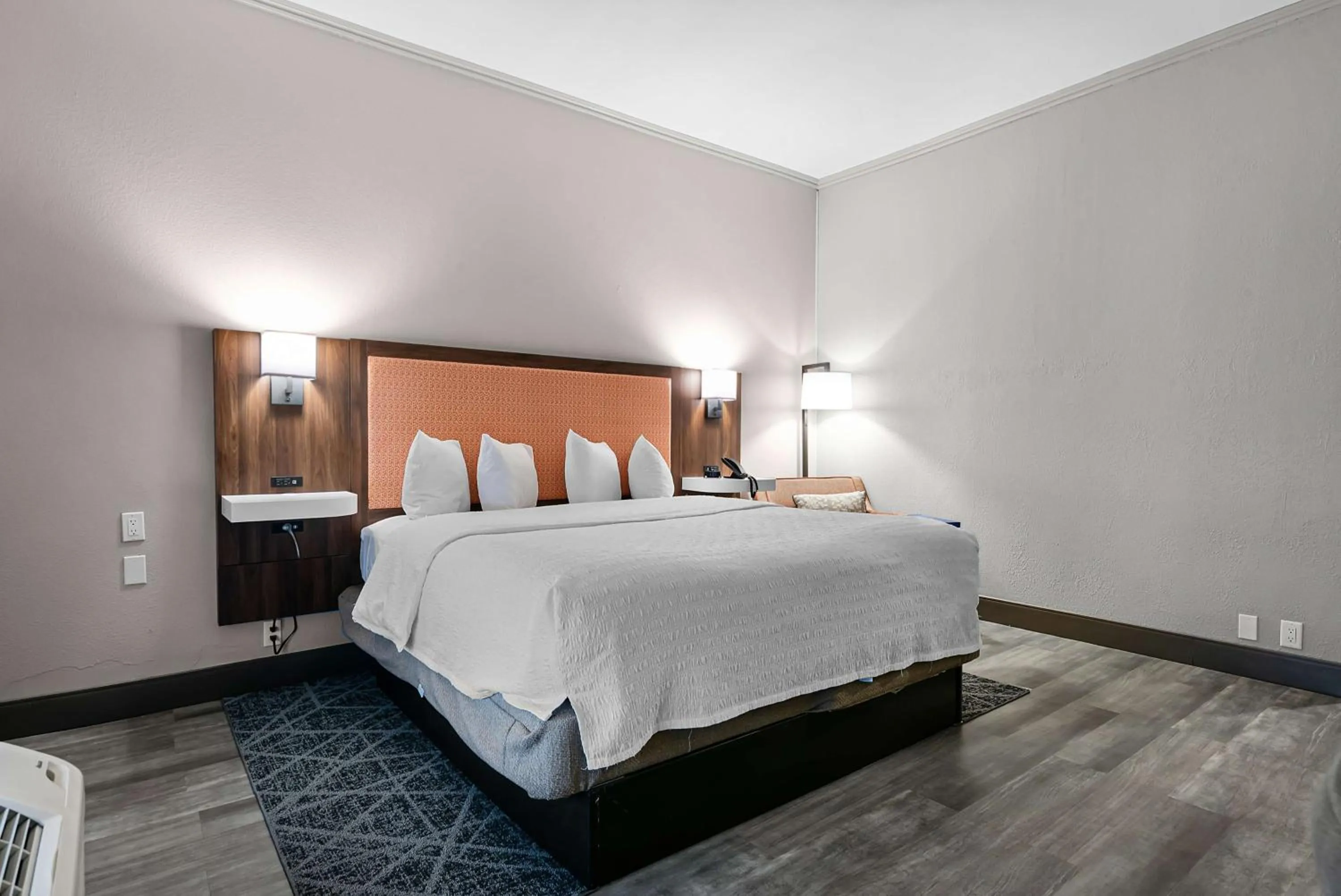 Bed in Hampton Inn Seguin