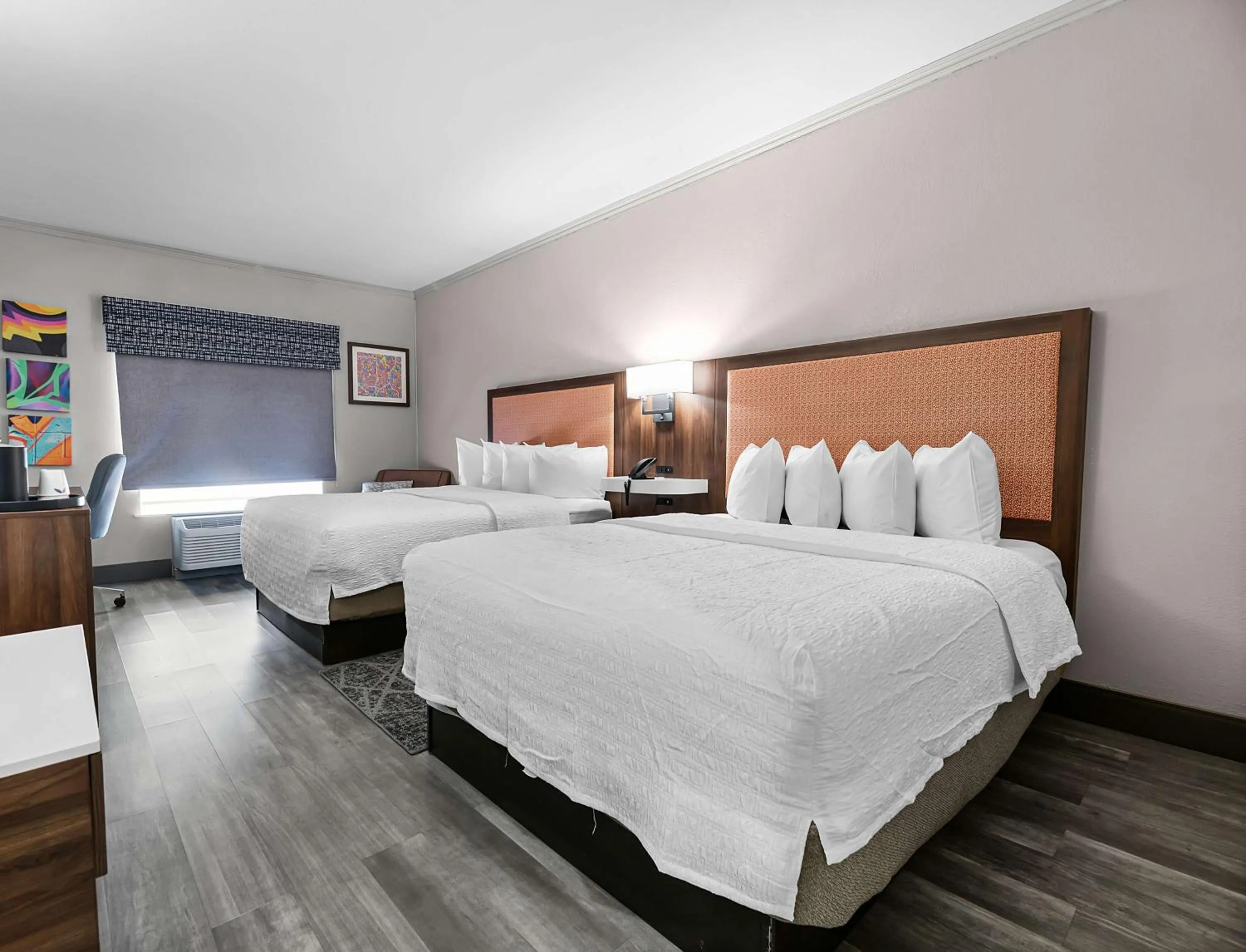 Bed in Hampton Inn Seguin