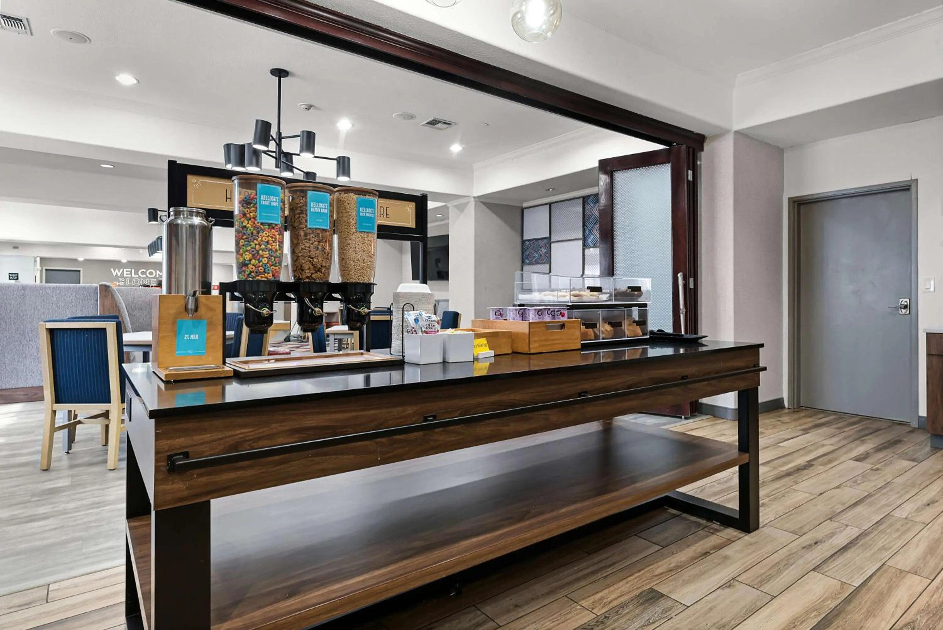 Breakfast in Hampton Inn Seguin