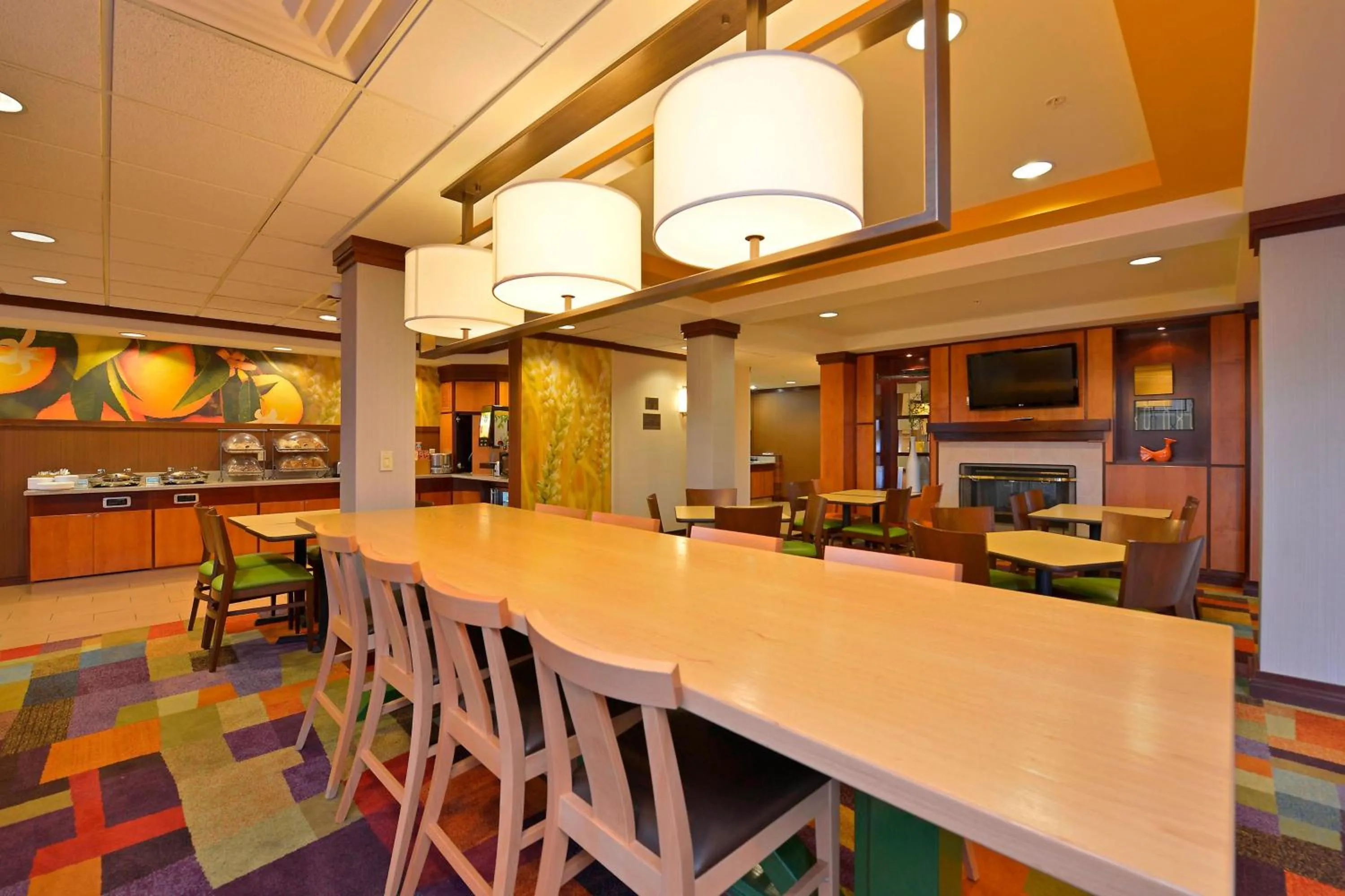 Restaurant/places to eat in Fairfield Inn and Suites by Marriott Williamsport