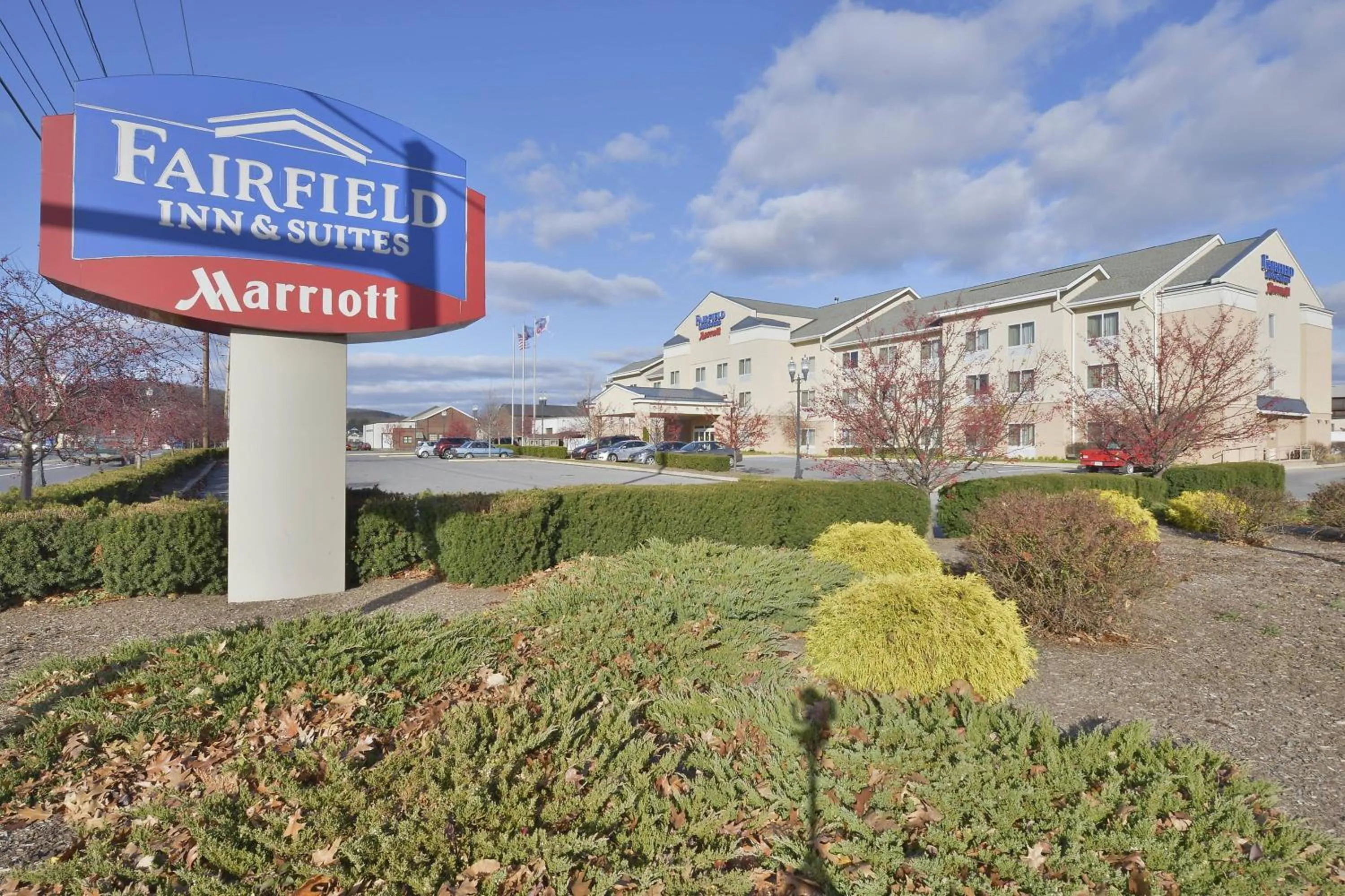 Property building in Fairfield Inn and Suites by Marriott Williamsport