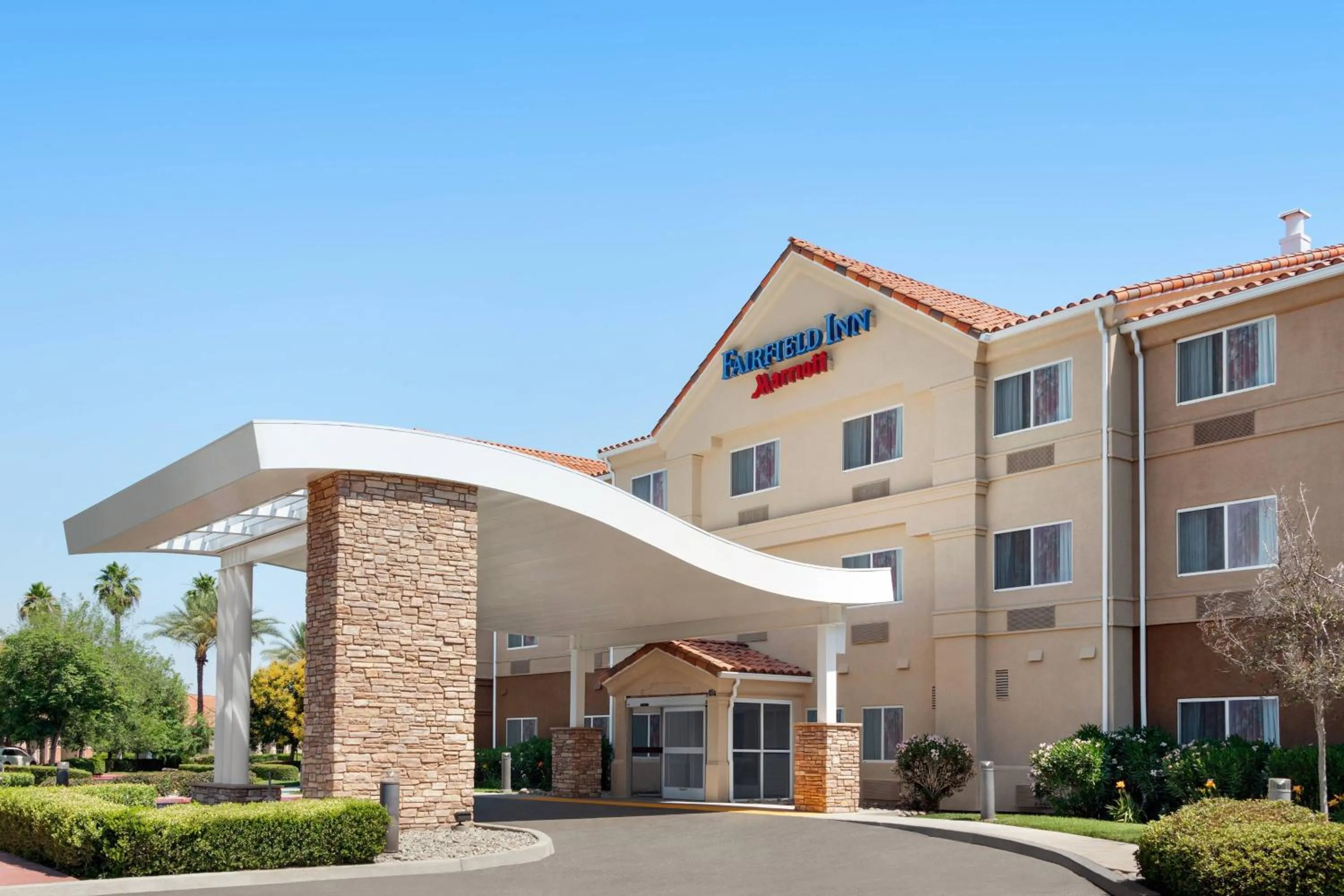 Property building in Fairfield Inn by Marriott Visalia Sequoia