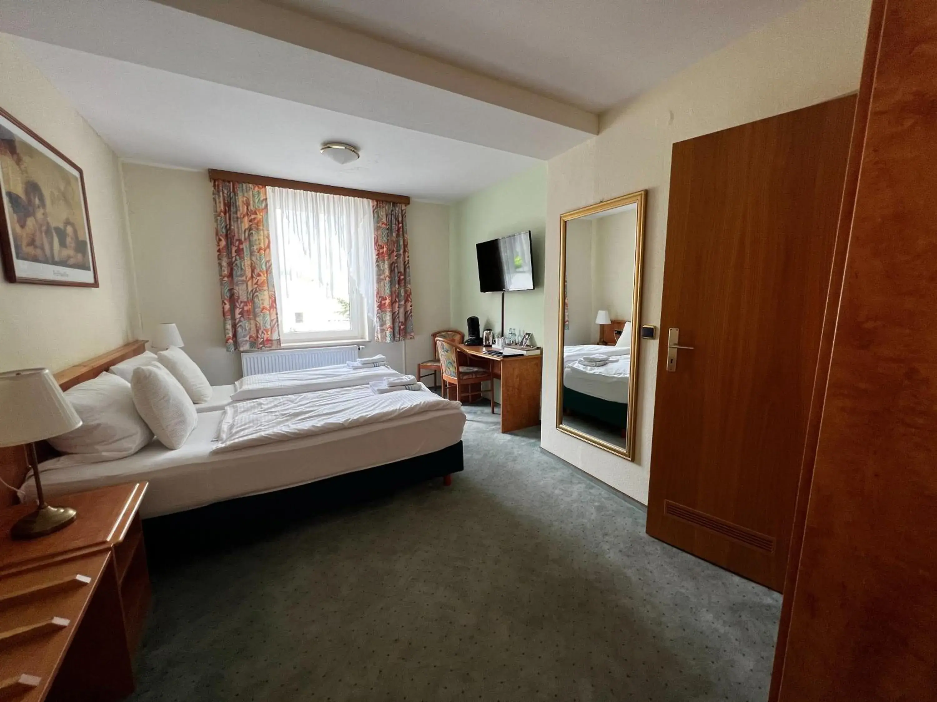 Double Room in Hotel Zur Sonne Double Room in Hotel Zur Sonne