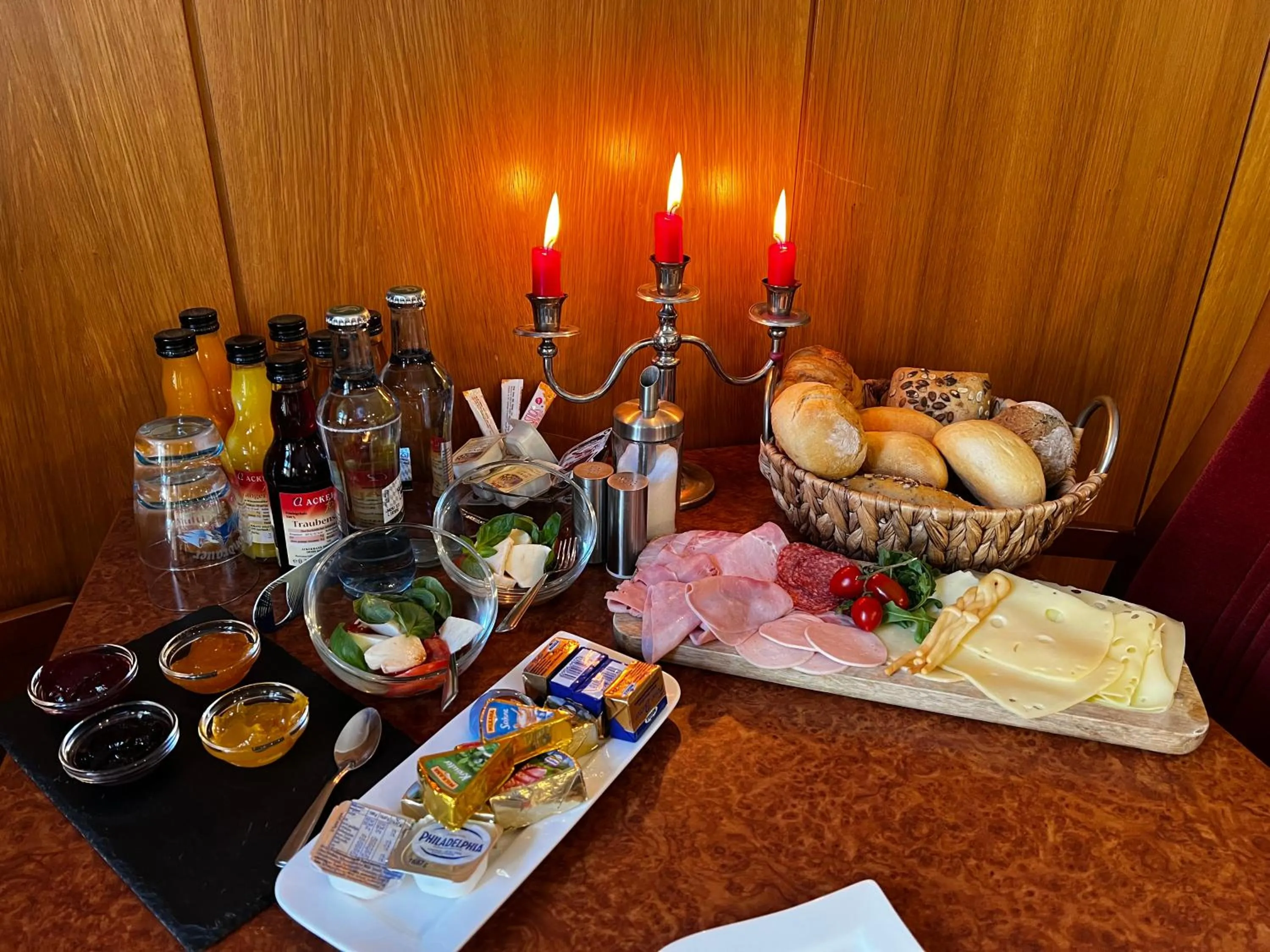 Breakfast in Hotel Zur Sonne