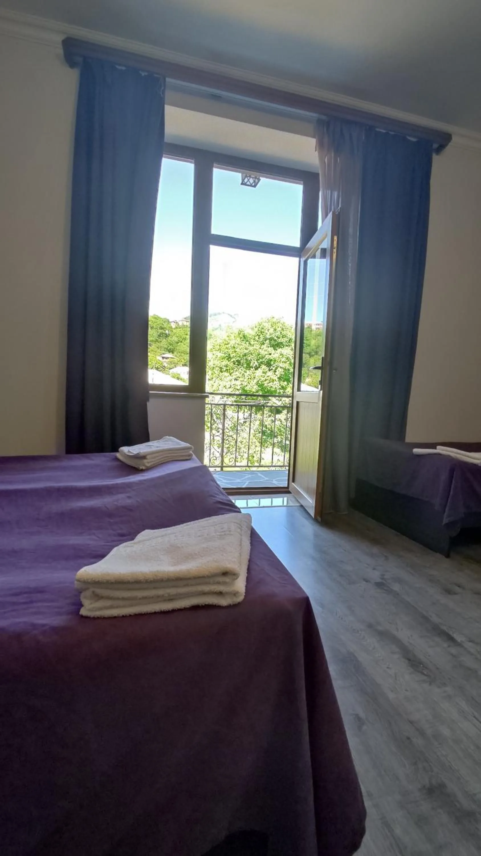 Bed in Mthnadzor