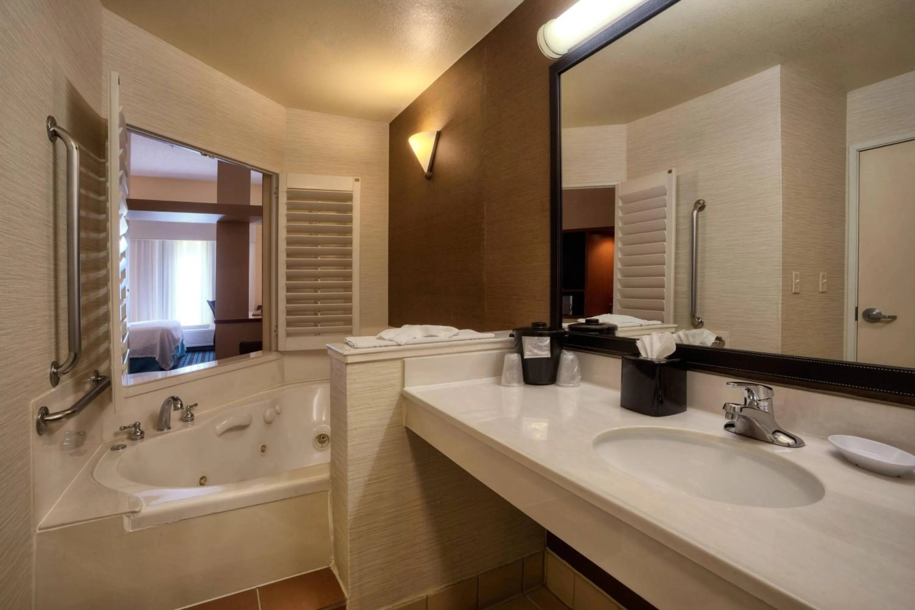 Swimming pool in Fairfield Inn and Suites by Marriott McAllen