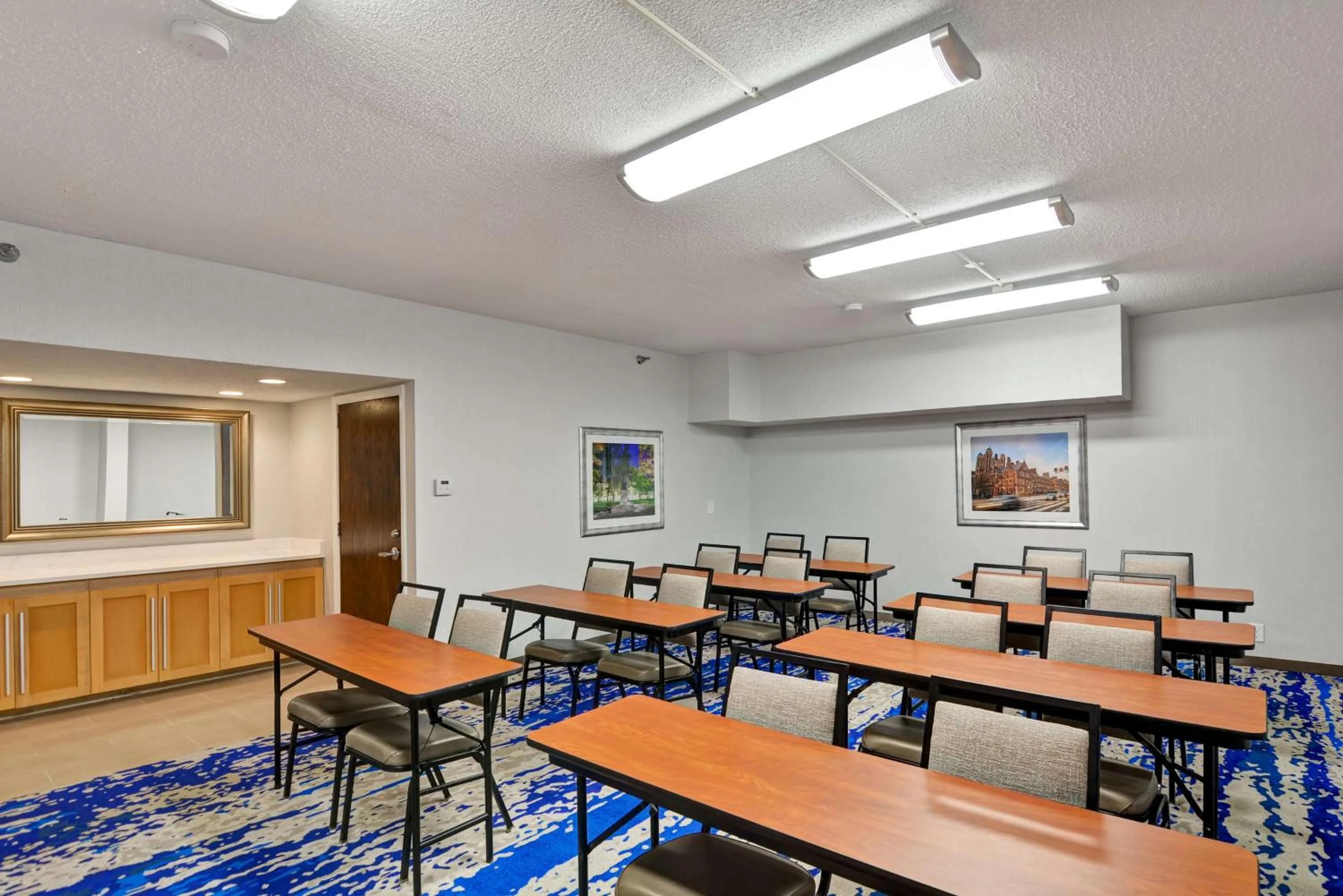 Meeting/conference room in Hampton Inn State College