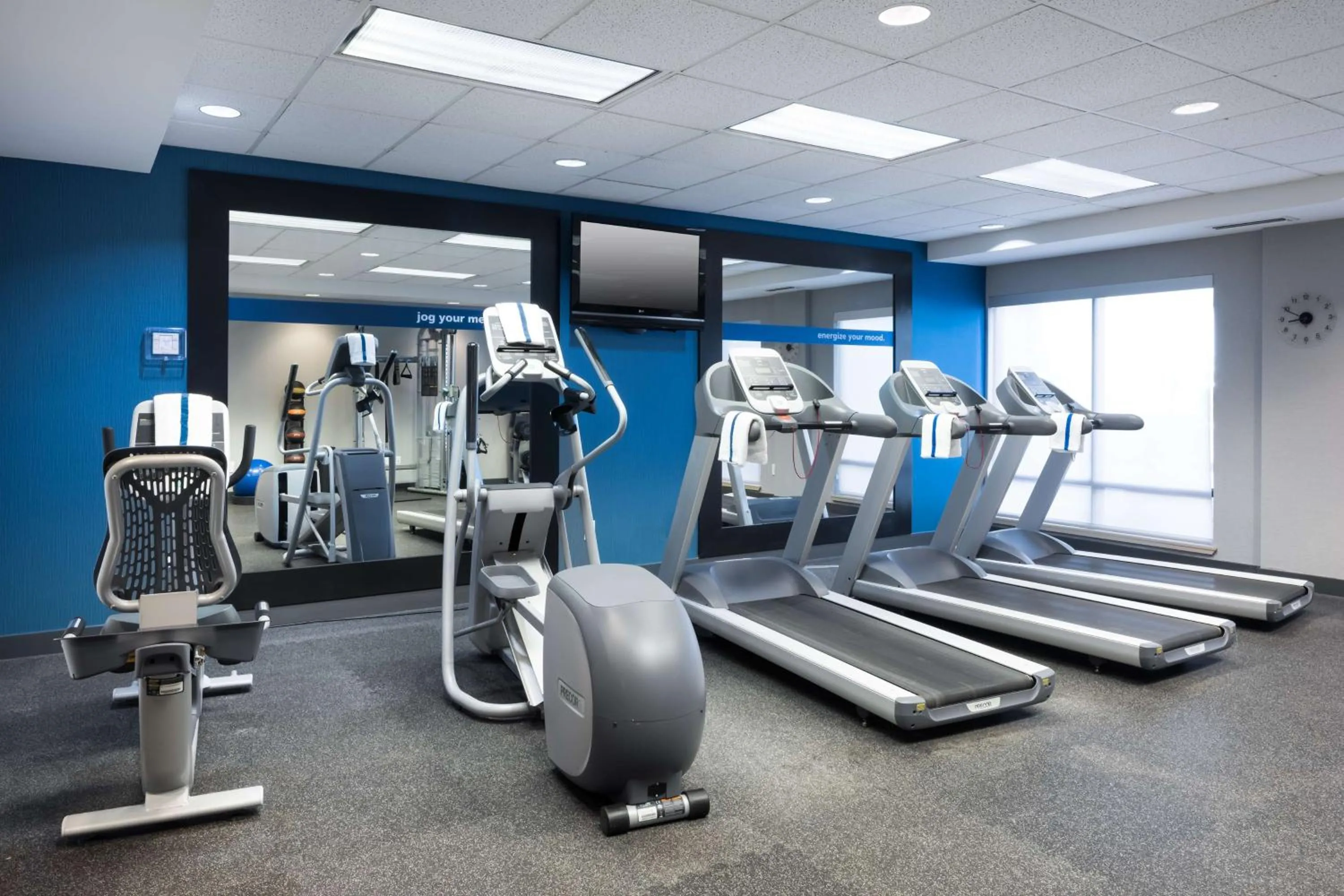 Fitness centre/facilities in Hampton Inn Bentonville-Rogers