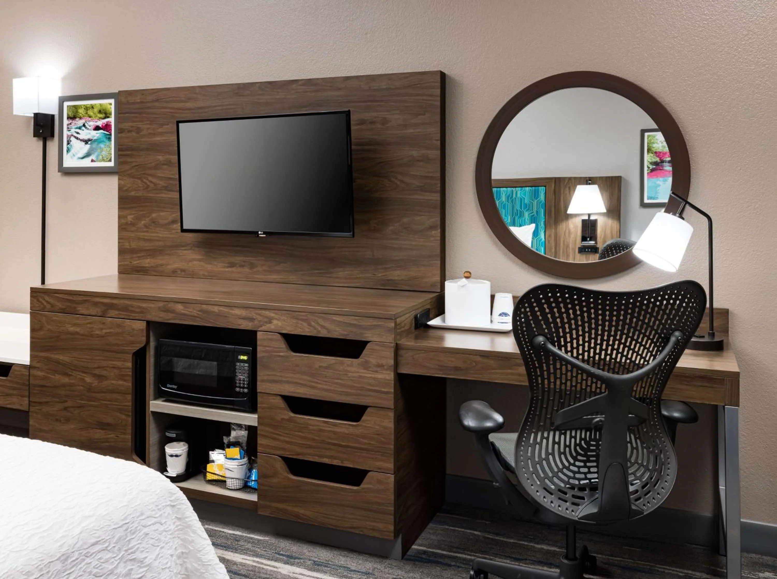 Bedroom, Bed in Hampton Inn Bentonville-Rogers