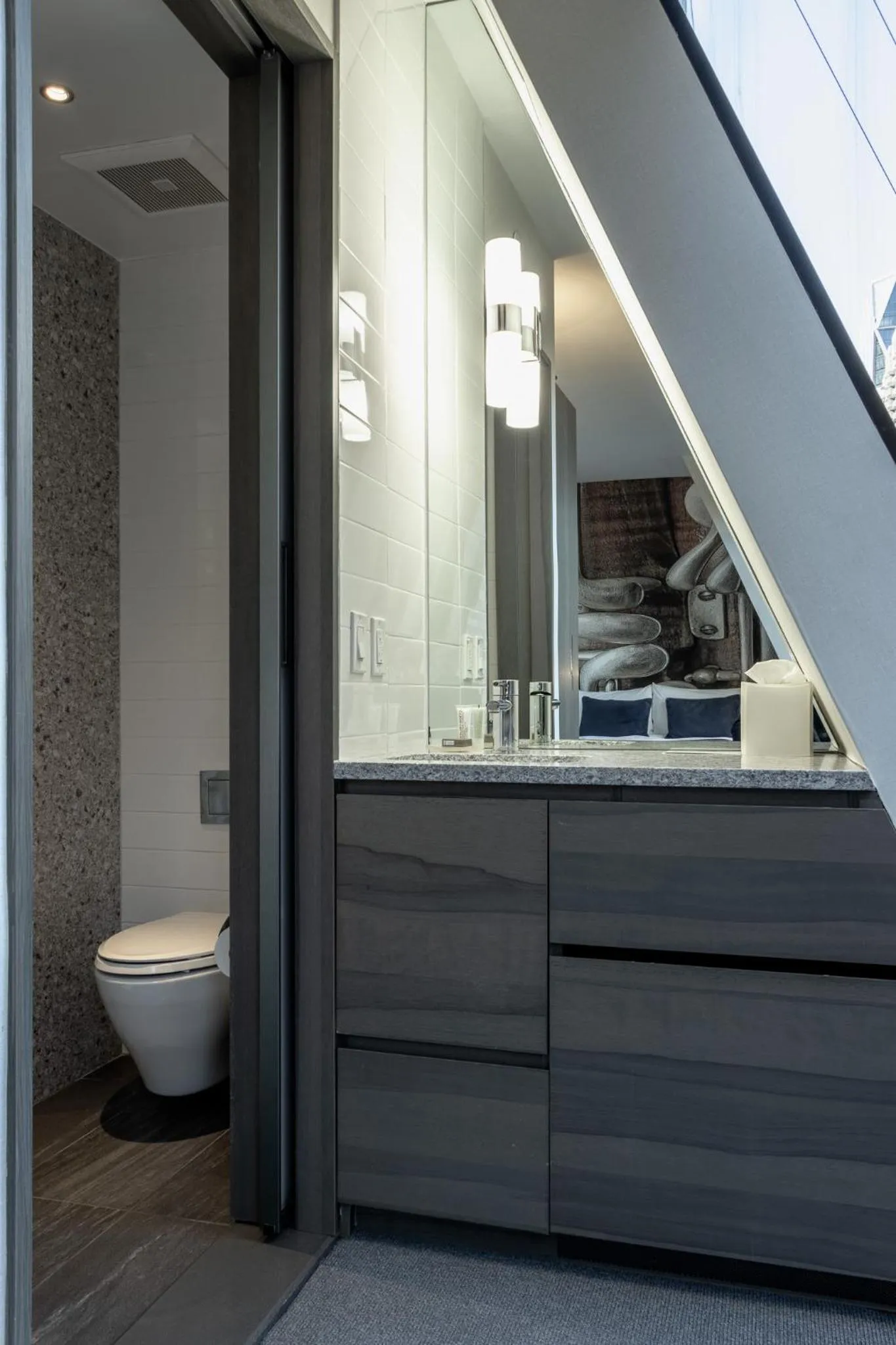 Bathroom in Carnegie Hotel