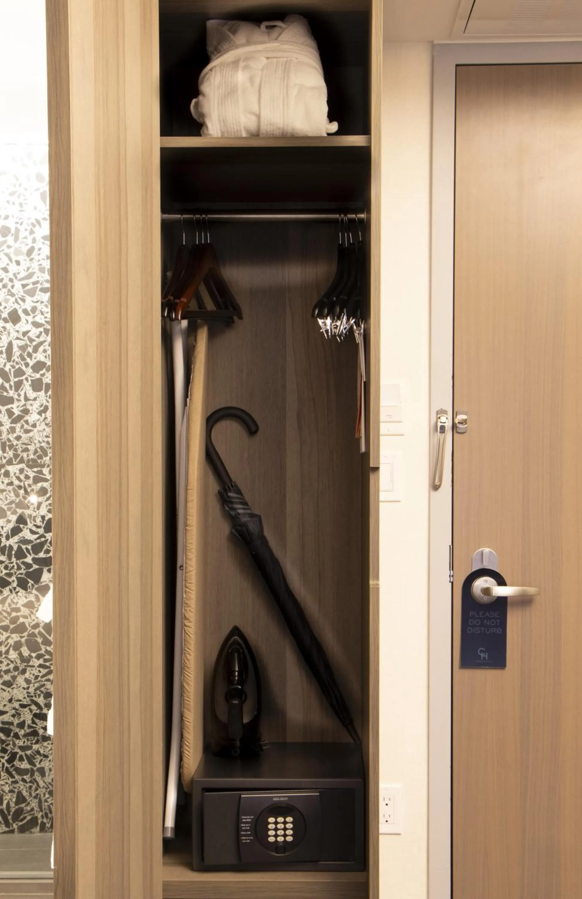 wardrobe in Carnegie Hotel