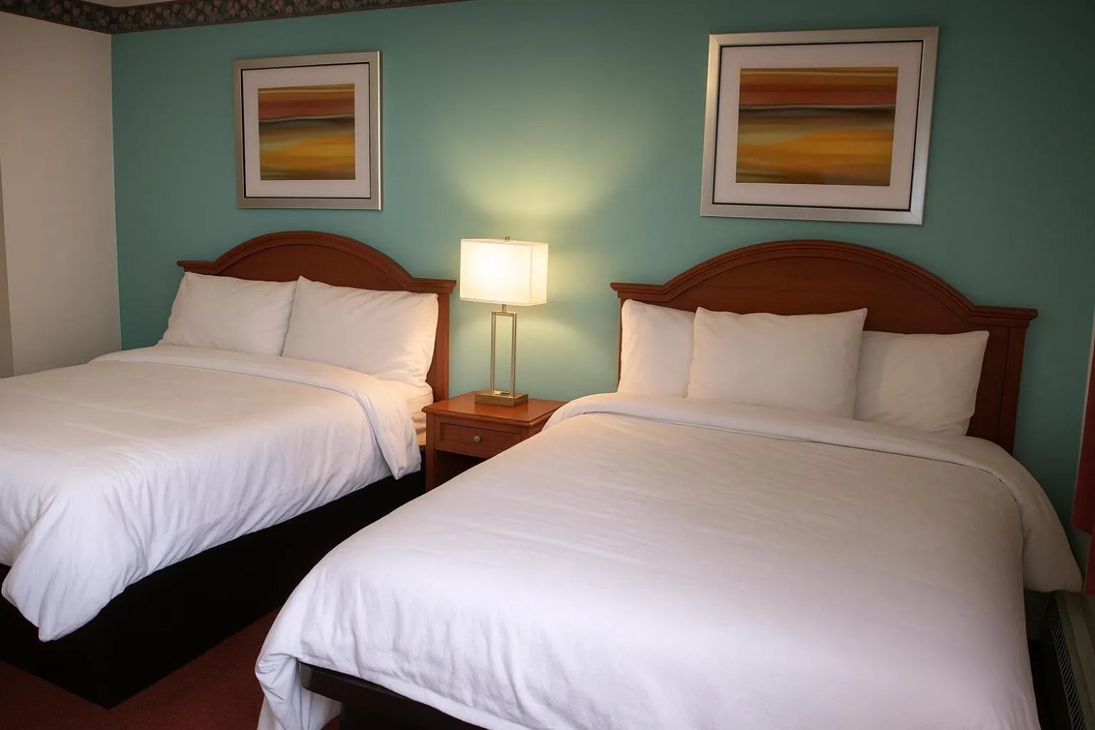 Bed in Ventura Motel