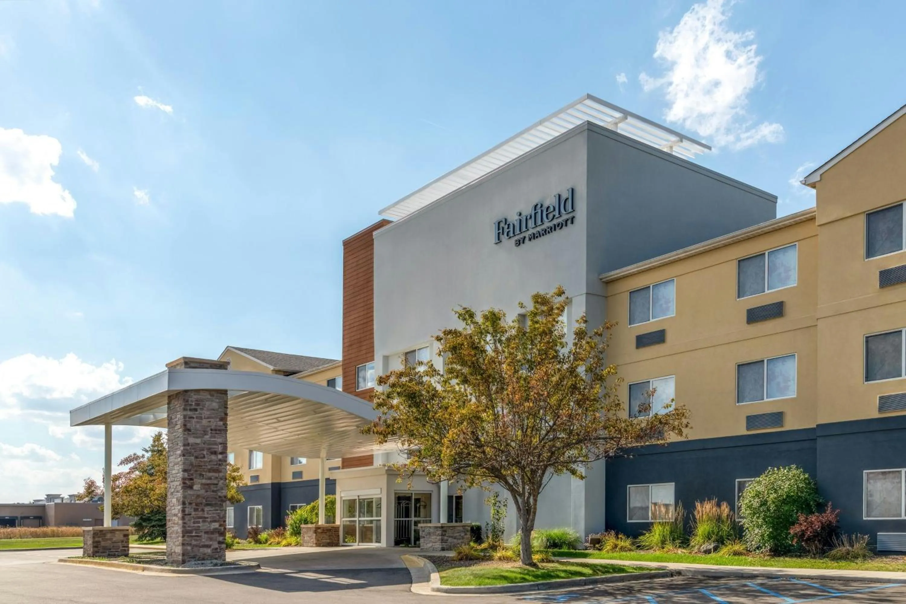 Property building in Fairfield Inn & Suites Saginaw