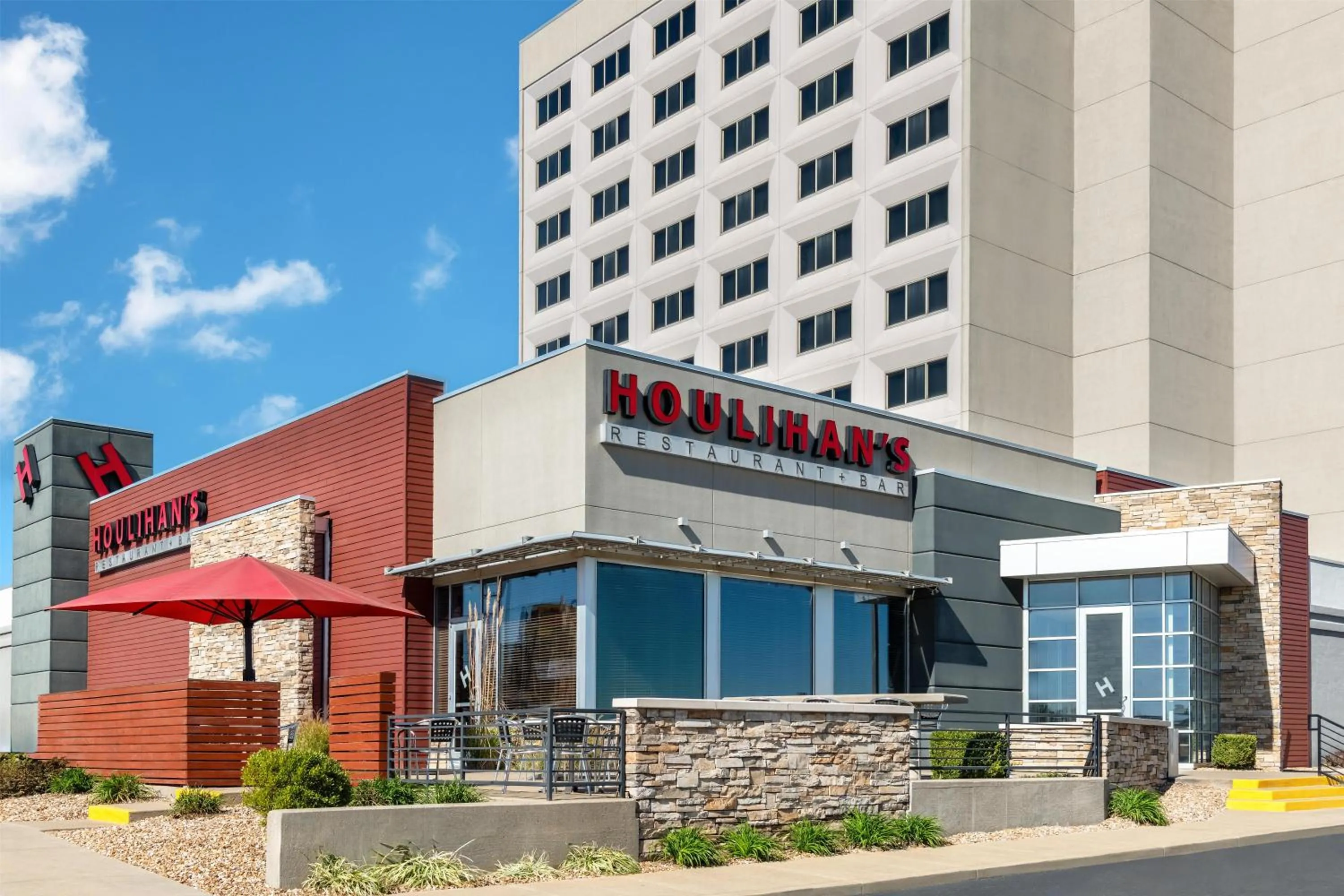 Restaurant/places to eat in DoubleTree by Hilton Springfield