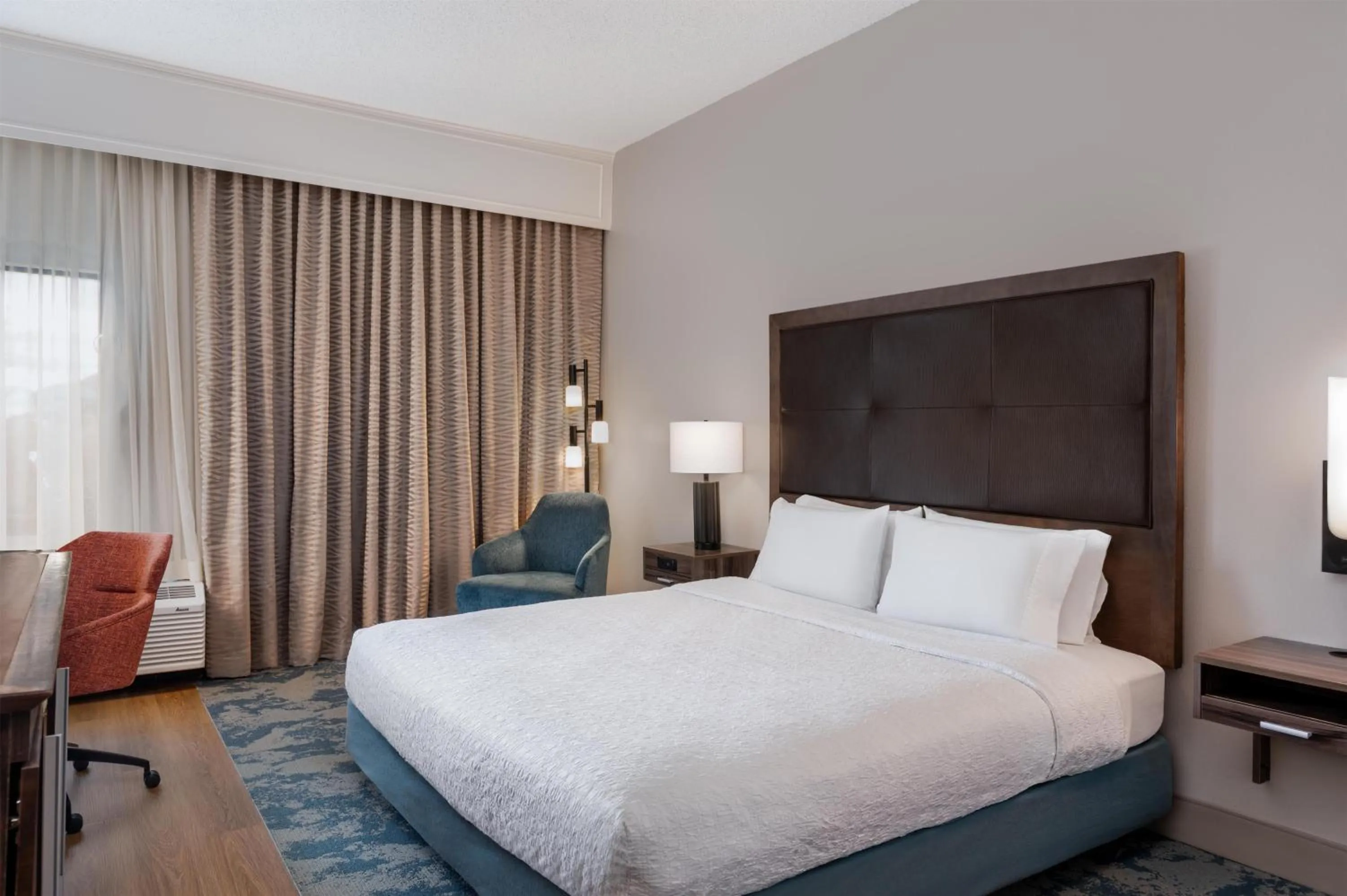 Bed in Hampton Inn South Hill