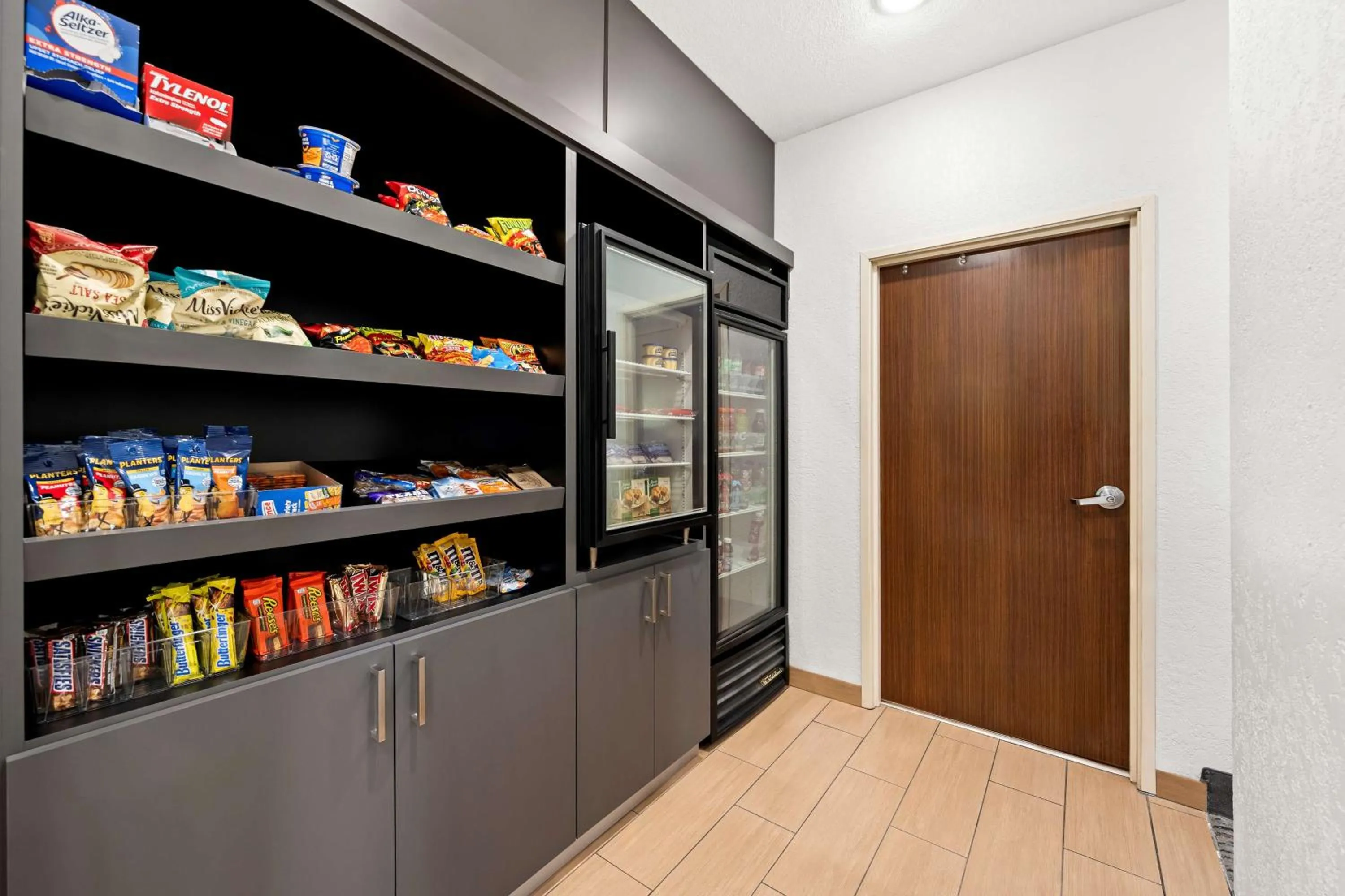 Property building in Best Western Bryan College Station