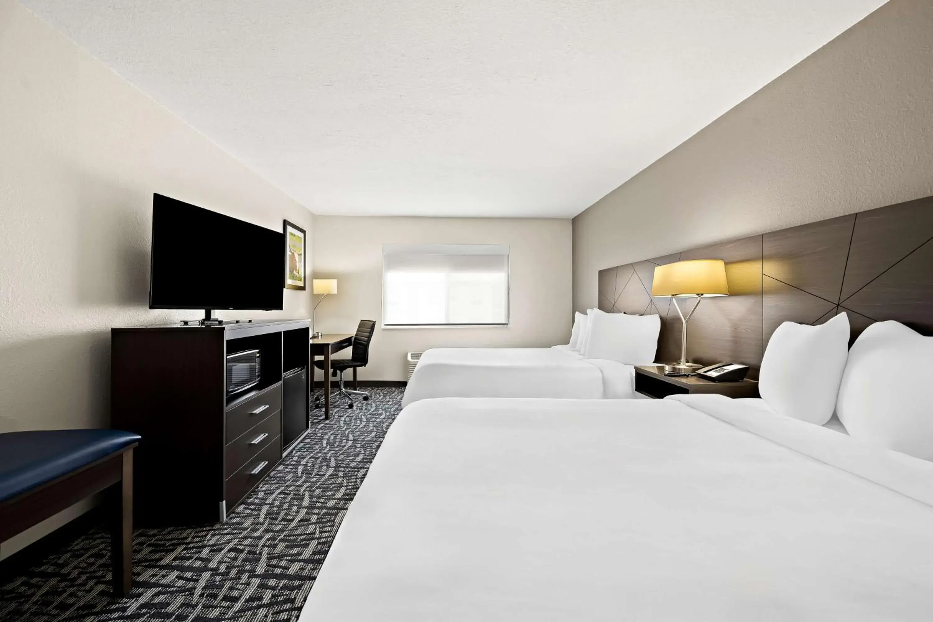 Queen Room with Two Queen Beds in Best Western Bryan College Station Queen Room with Two Queen Beds in Best Western Bryan College Station