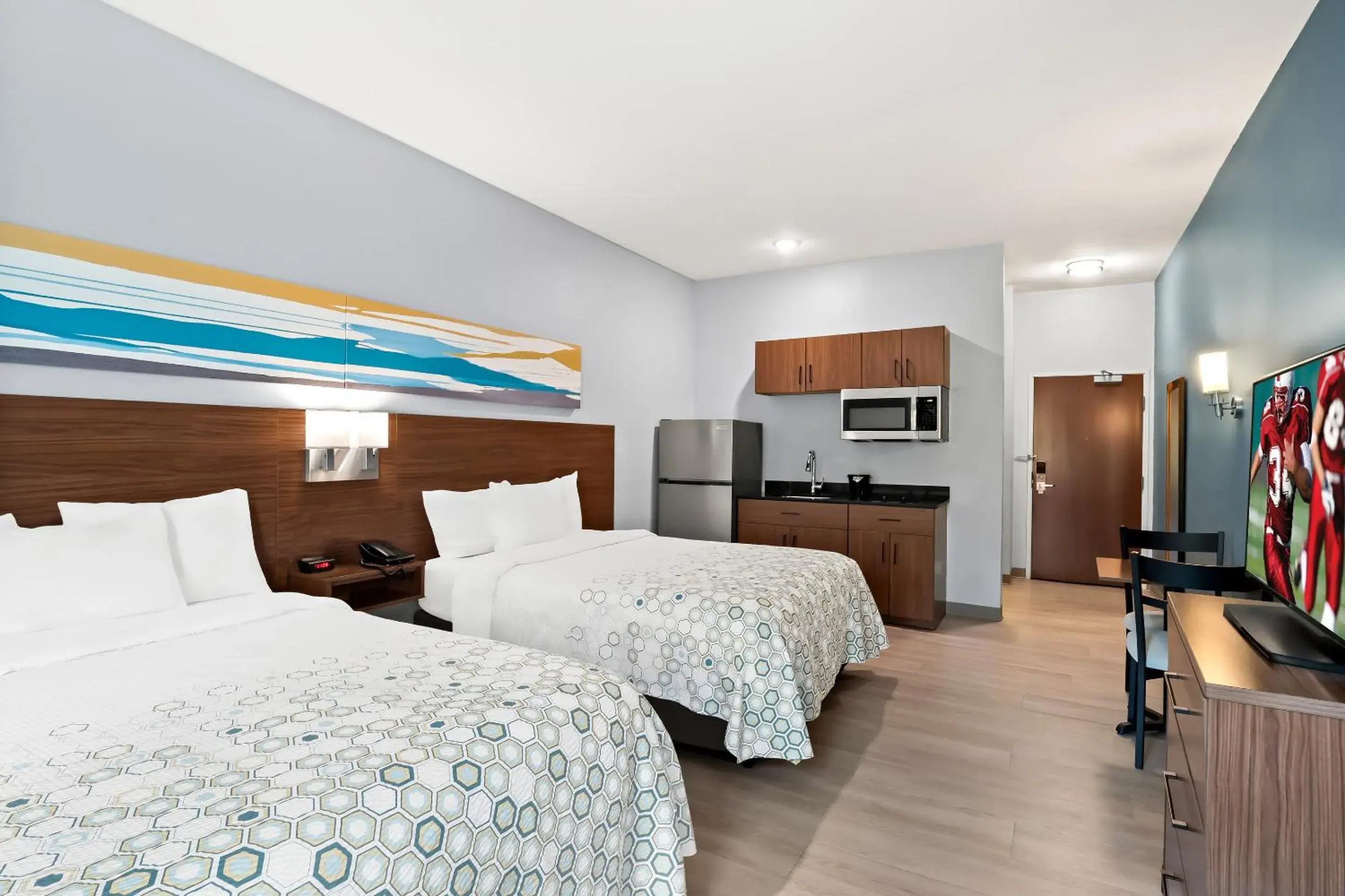 Studio Room with Two Queen Beds Non-Smoking in HomeTowne Studios by Red Roof East Lansing - Okemos Studio Room with Two Queen Beds Non-Smoking in HomeTowne Studios by Red Roof East Lansing - Okemos