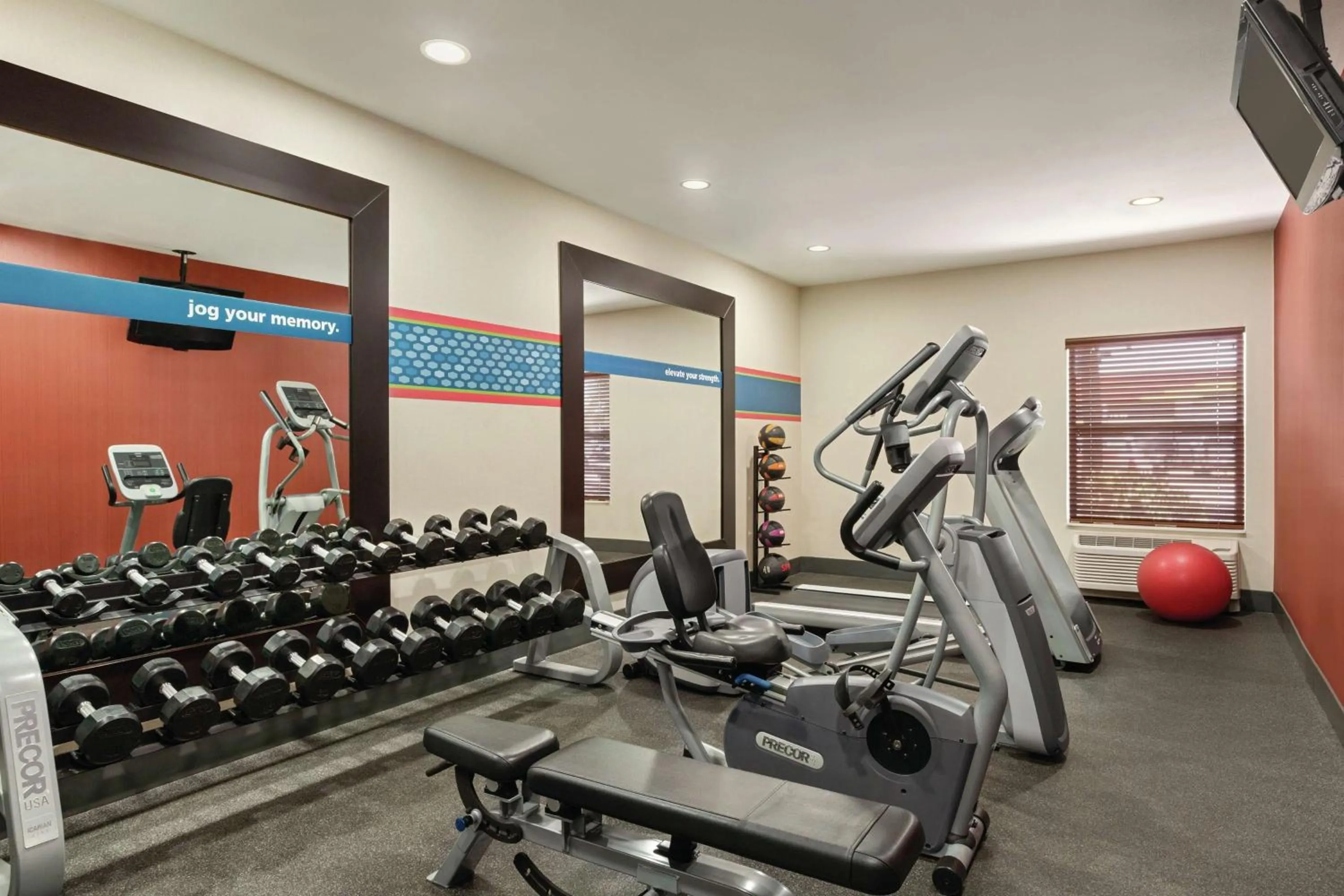 Fitness centre/facilities in Hampton Inn San Angelo