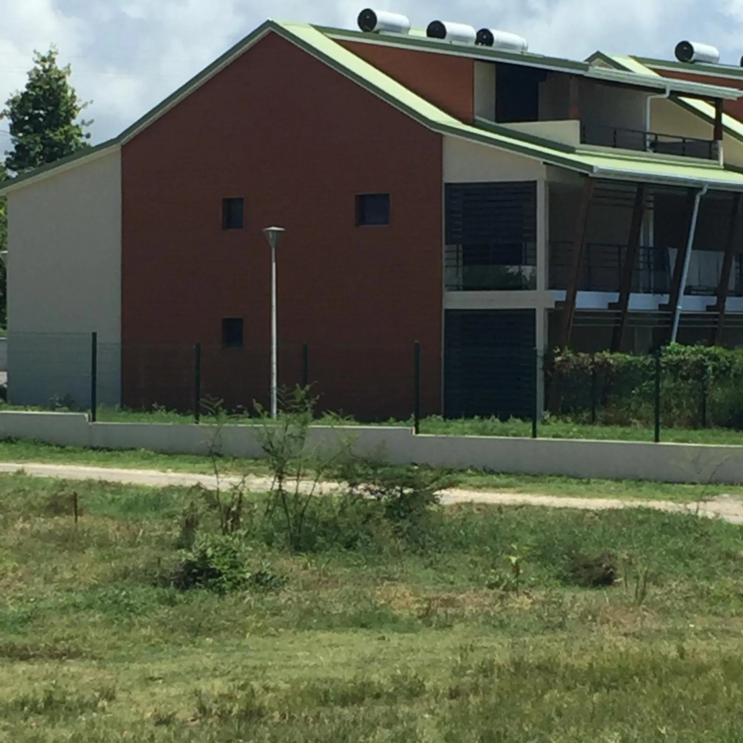 Property building in Sci Eden