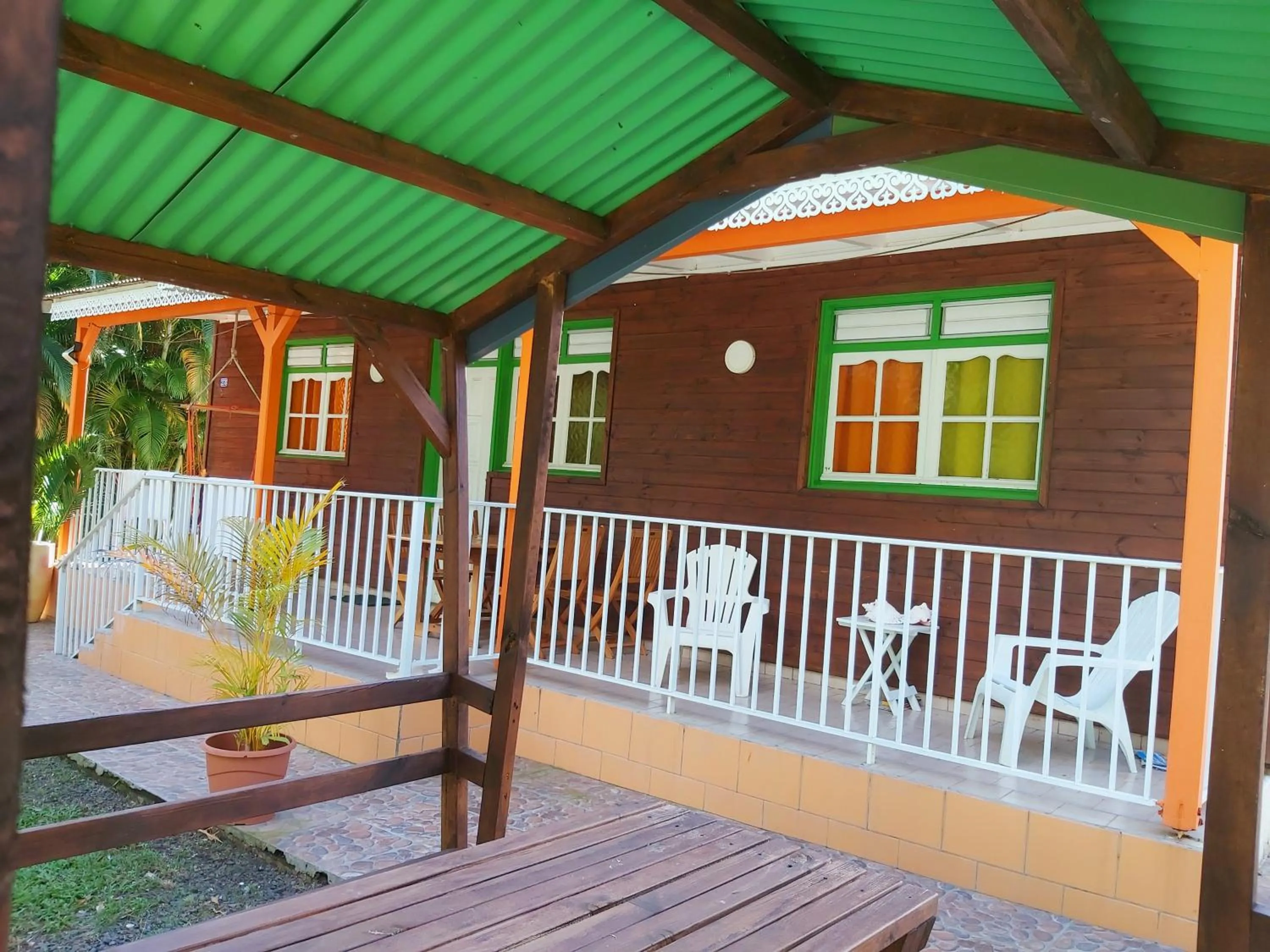 Property building in Bungalow PAPAYE