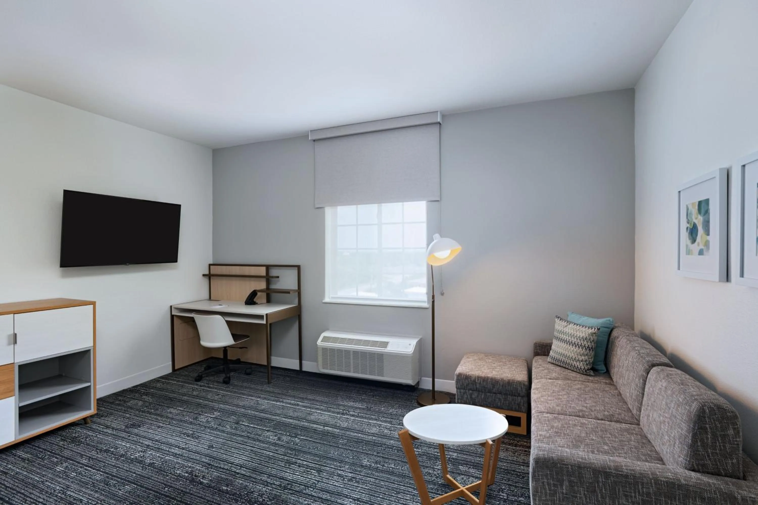 Living room in TownePlace Suites by Marriott Weatherford