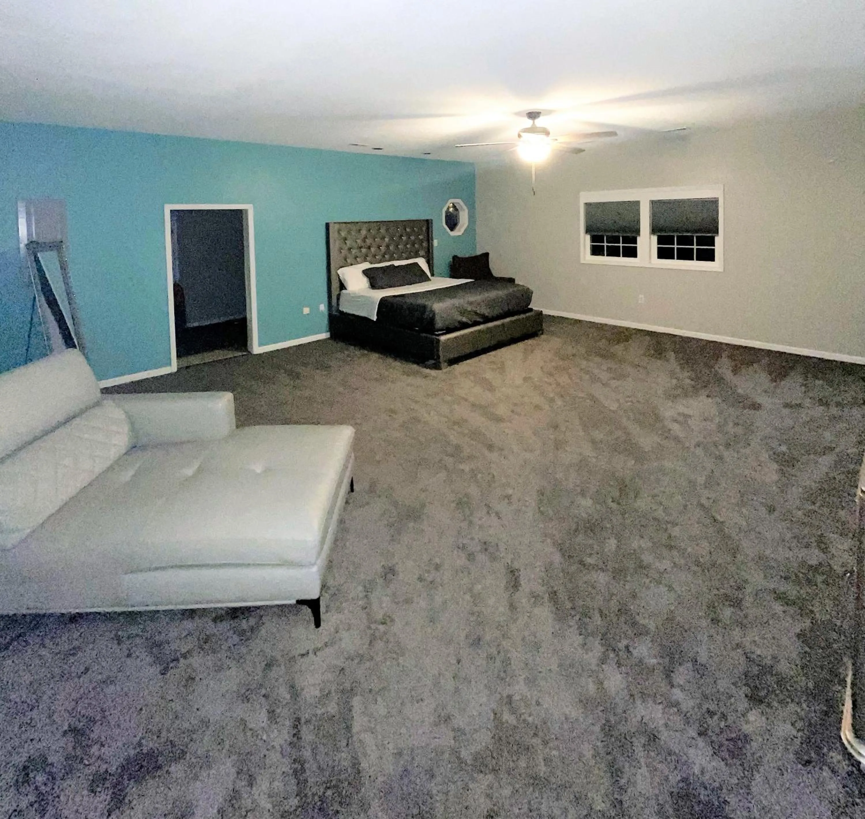 Bed in Sand Dollar Motel