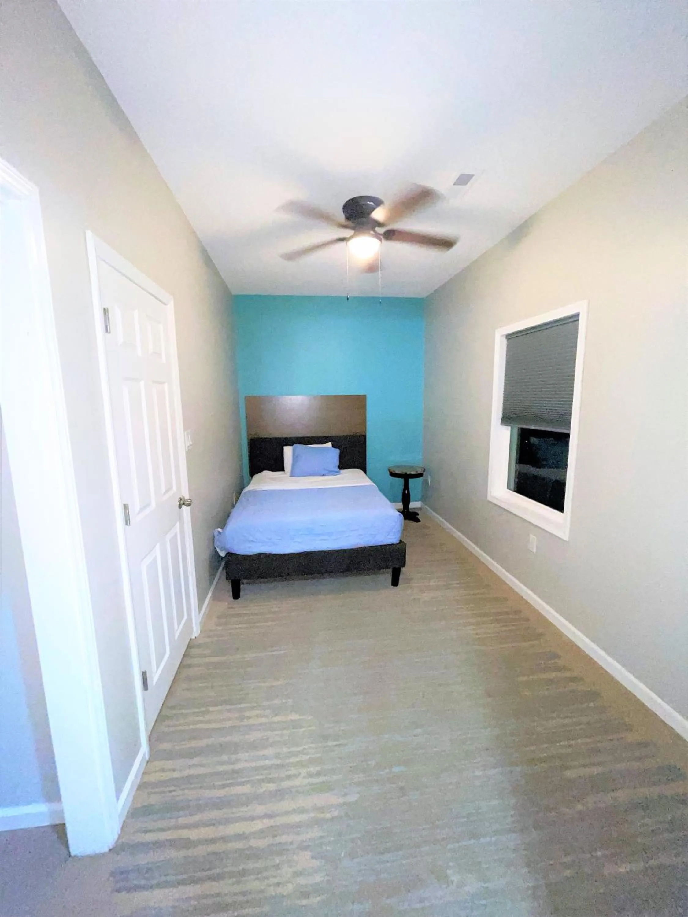 Bed in Sand Dollar Motel