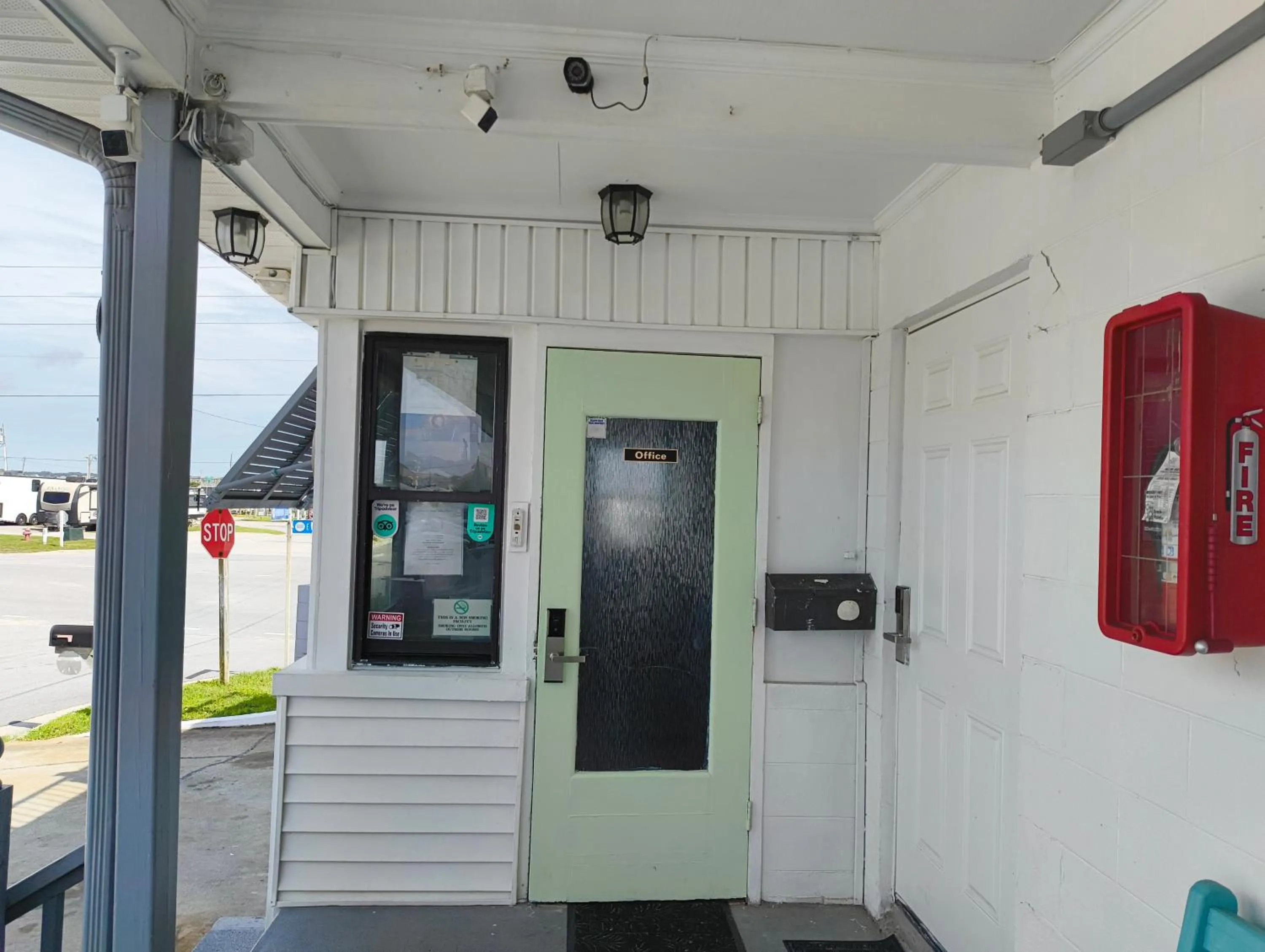 Property building in Sand Dollar Motel