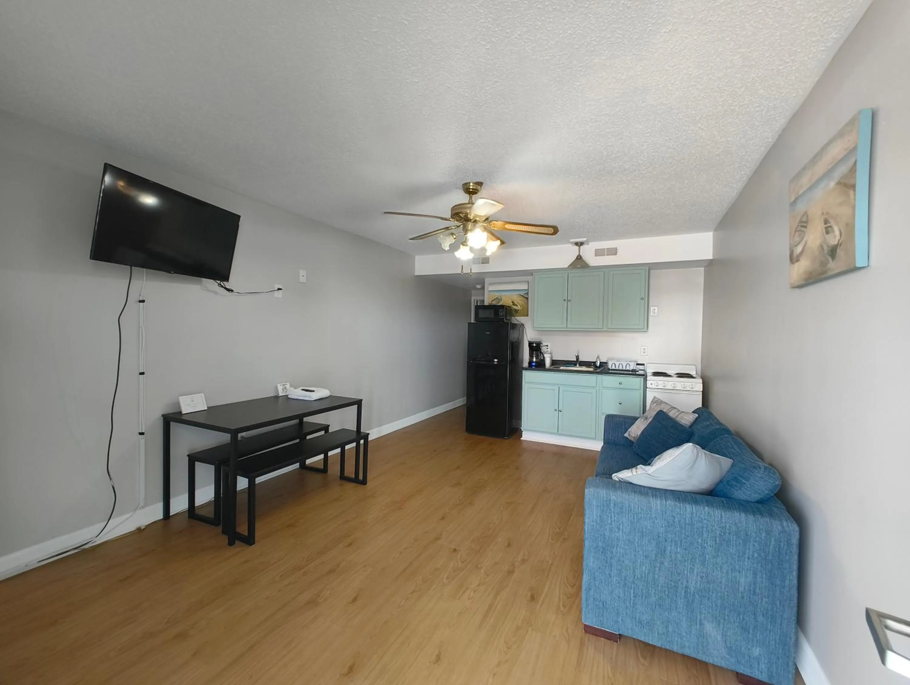 TV and multimedia in Sand Dollar Motel