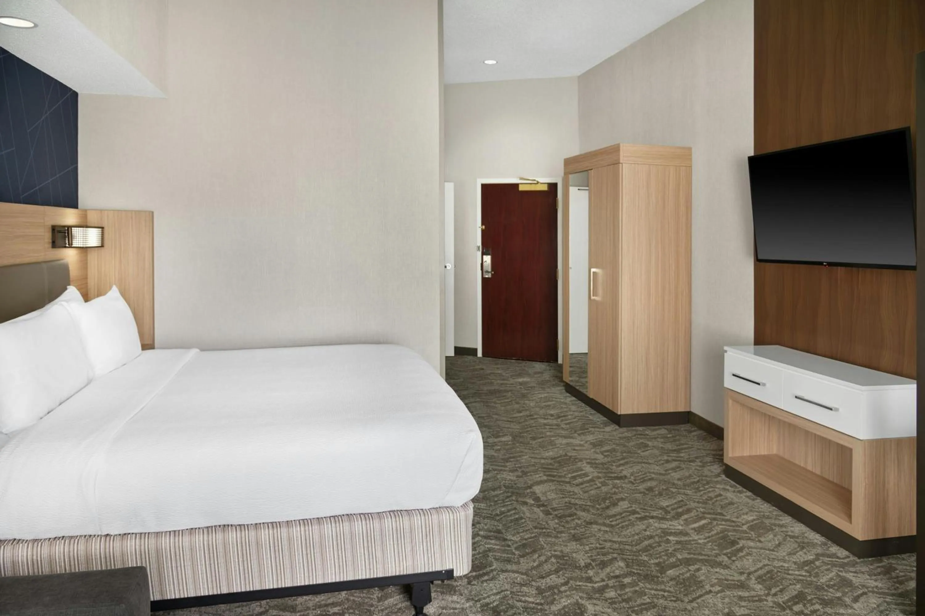 Photo of the whole room, Bed in SpringHill Suites by Marriott Lansing