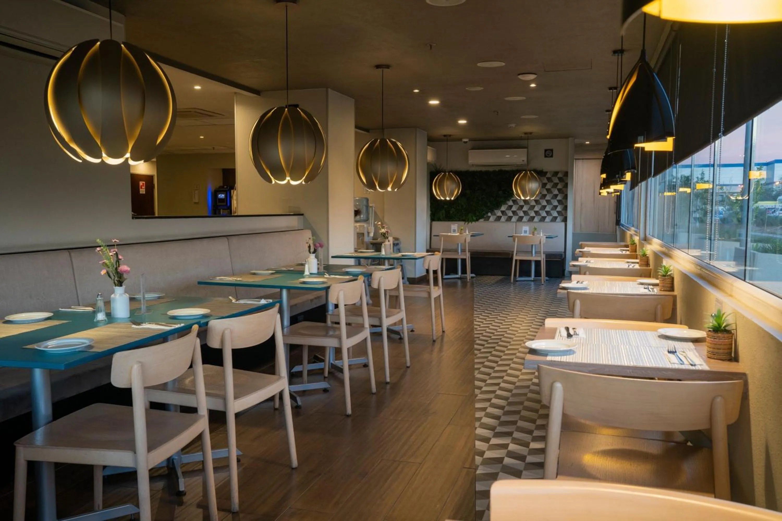 Breakfast in City Express by Marriott Santiago Aeropuerto