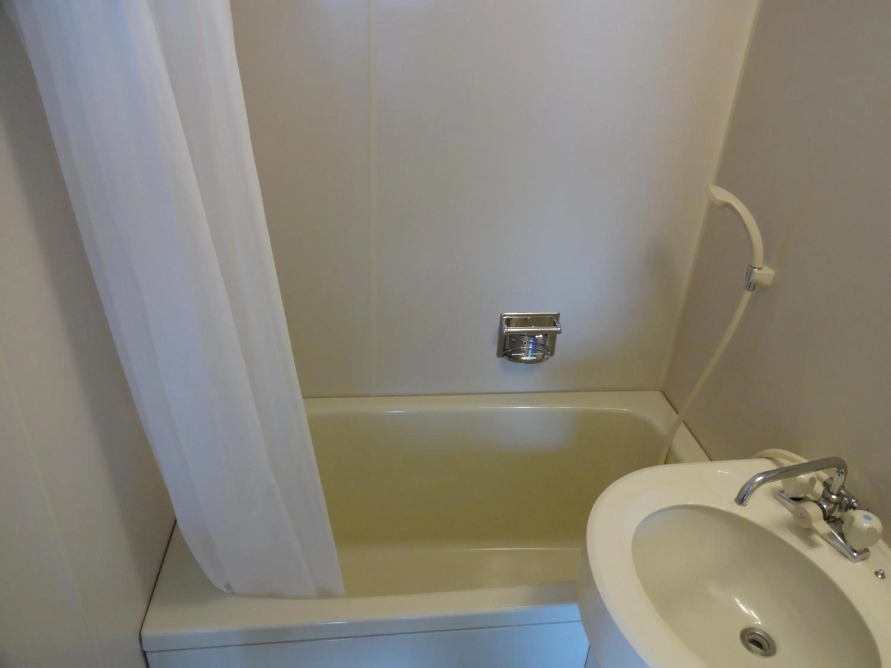 Shower in Kusatsu onsen Futabaya