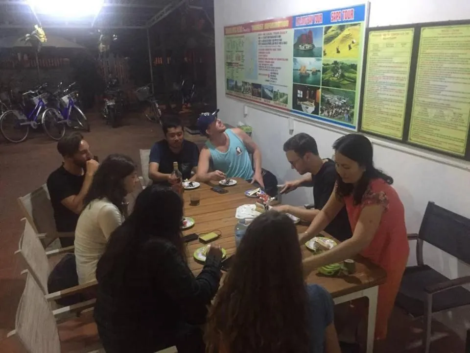 Restaurant/places to eat in Basil Homestay