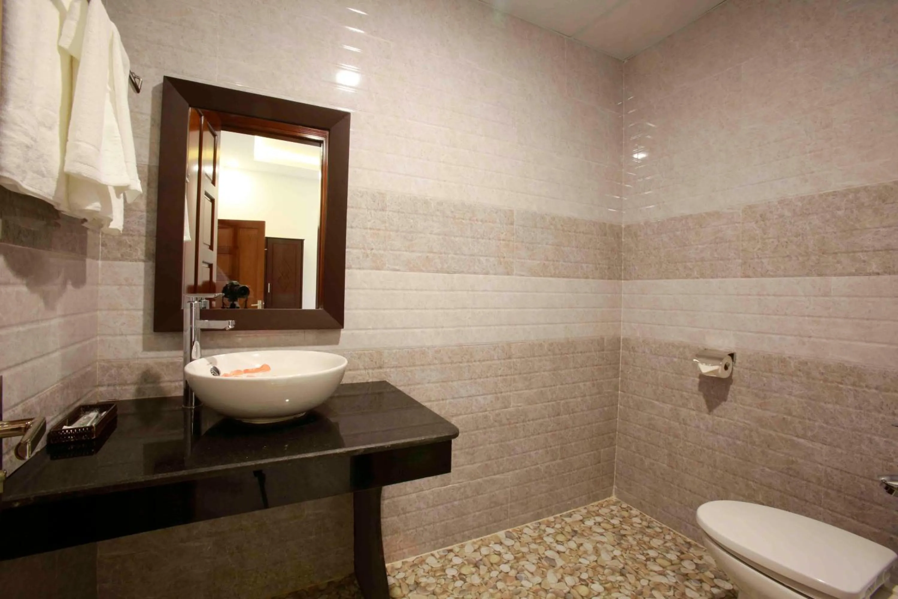 Bathroom in Basil Homestay