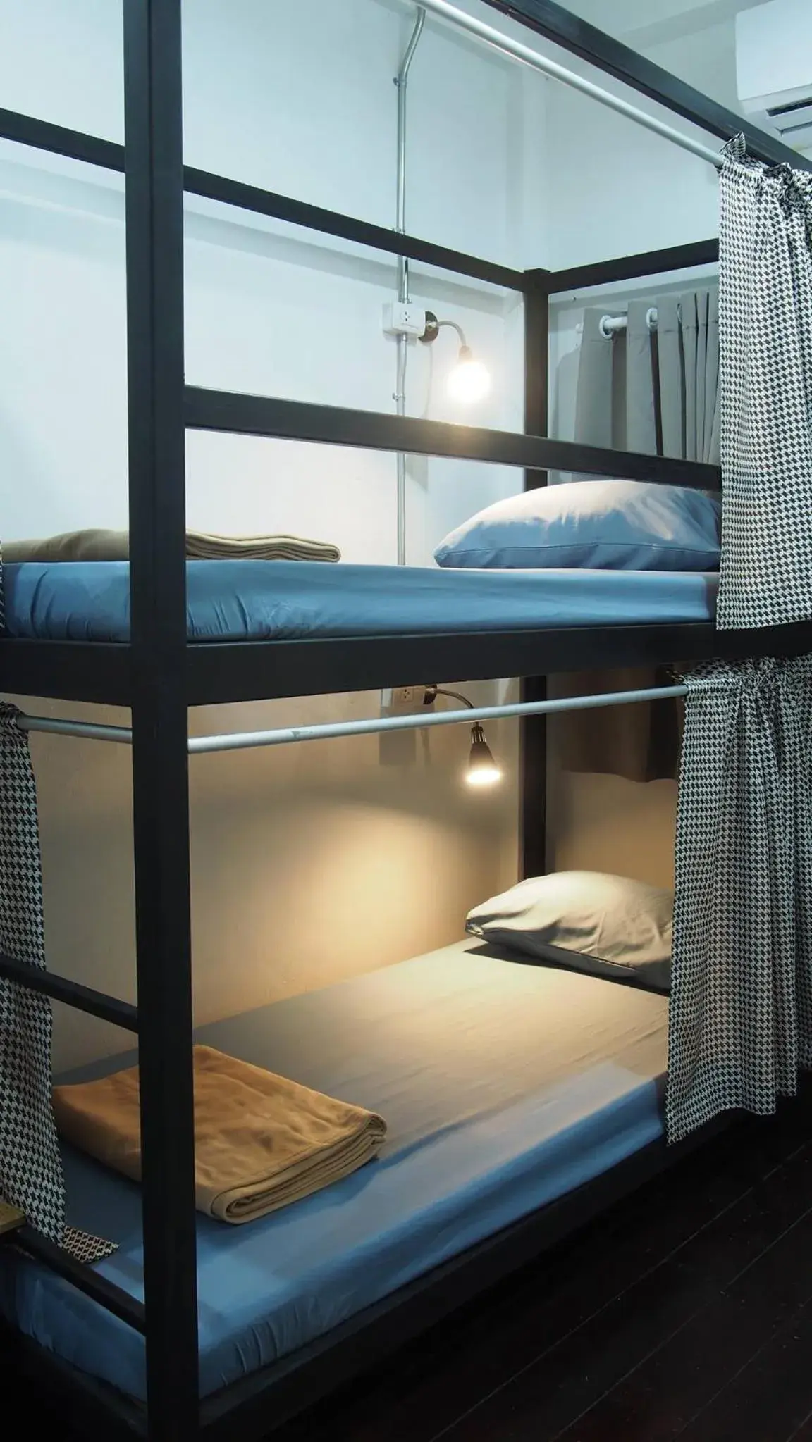 Bunk Bed in Mixed Dormitory Room in Dhub Hostel Donmueng Bunk Bed in Mixed Dormitory Room in Dhub Hostel Donmueng