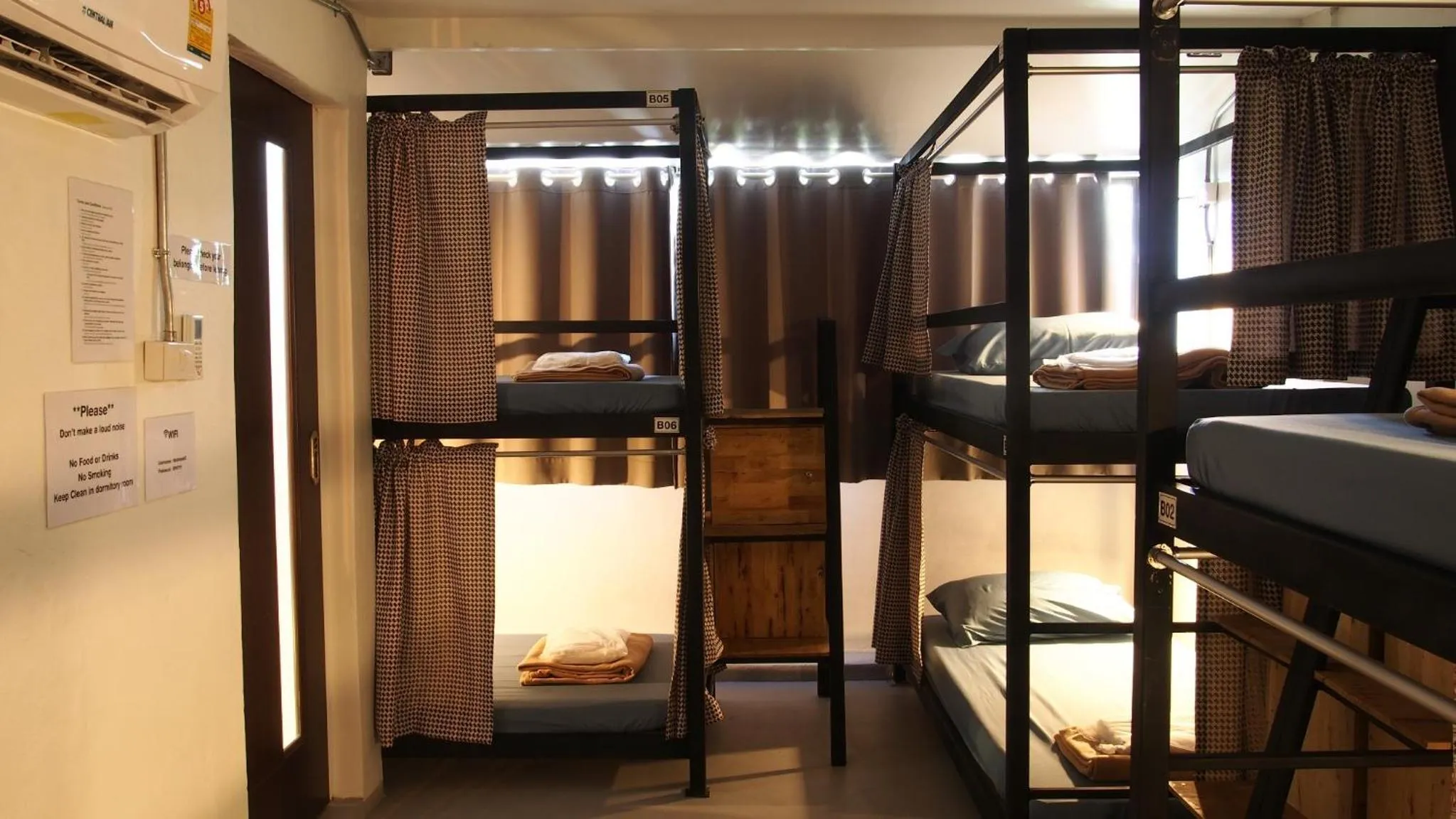 bunk bed, Bed in Dhub Hostel Donmueng