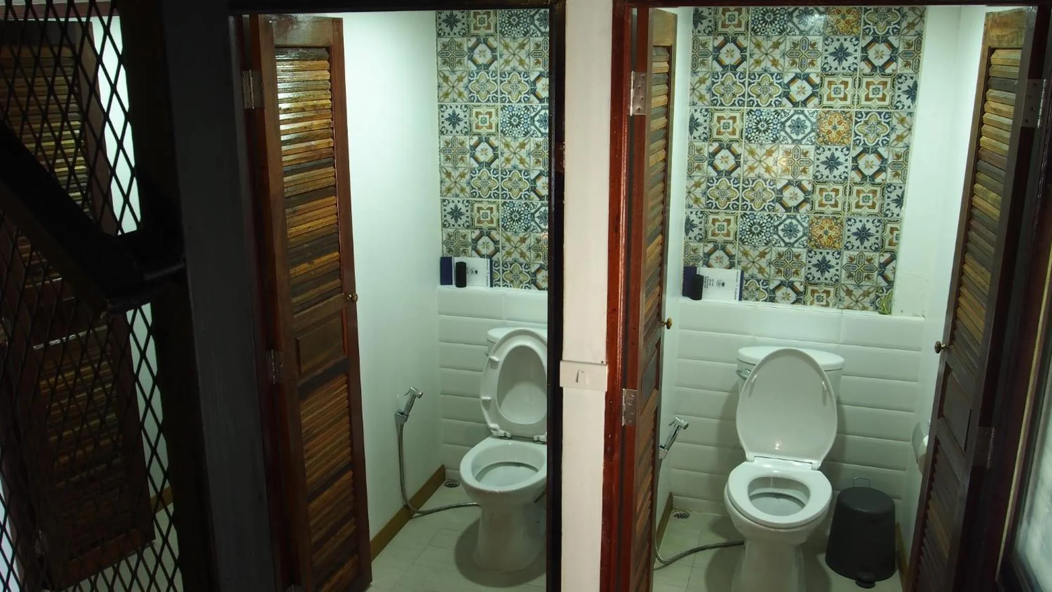 Toilet in Dhub Hostel Donmueng